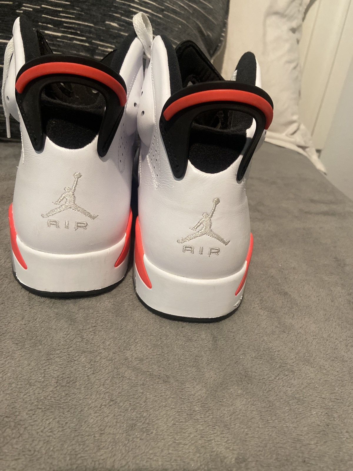 Jordan Brand Air Jordan six retro white infrared Size US 14 / EU 47 - 3 Thumbnail