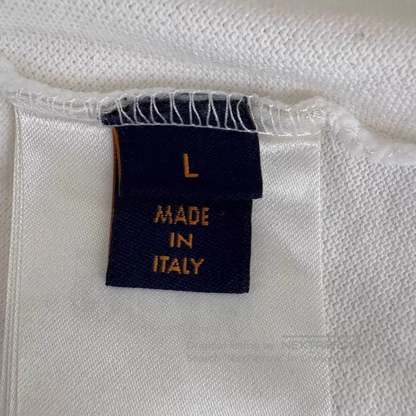 Louis Vuitton White Short Sleeve Pocket T-Shirt. Size US L / EU 52-54 / 3 - 5 Thumbnail