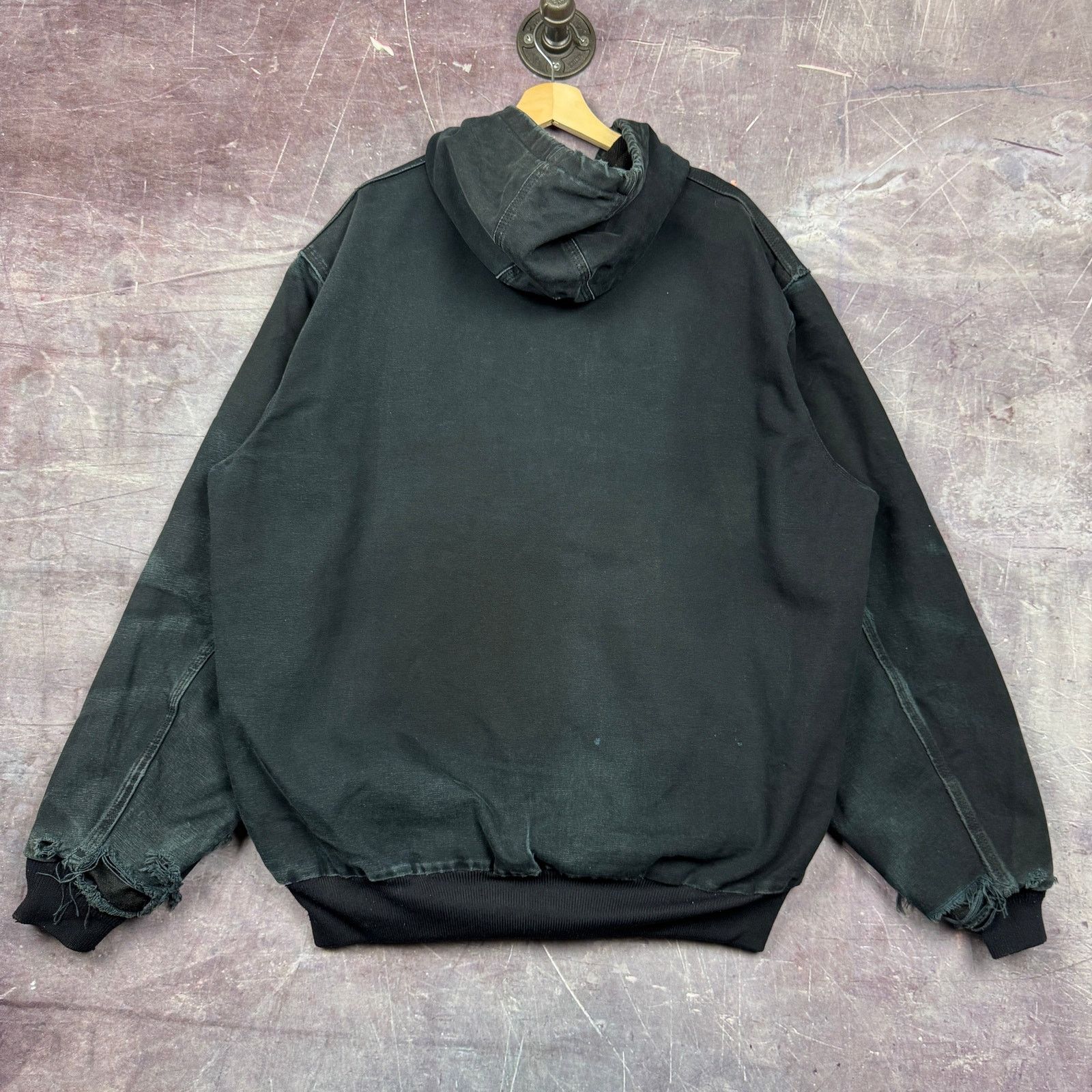 Carhartt × Vintage 90s Faded Black Carhartt Hooded Active Work Jacket XL 2338 Size US XL / EU 56 / 4 - 2 Thumbnail