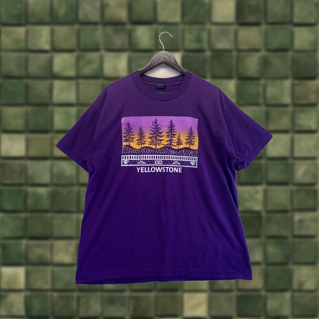Fruit Of The Loom VINTAGE 1990s Mens Purple Fruit of the Loom Yellowstone Shirt Shirt XL Purple Men Graphic Tee USA Yellowstone 90s Size US XL / EU 56 / 4 - 1 Thumbnail
