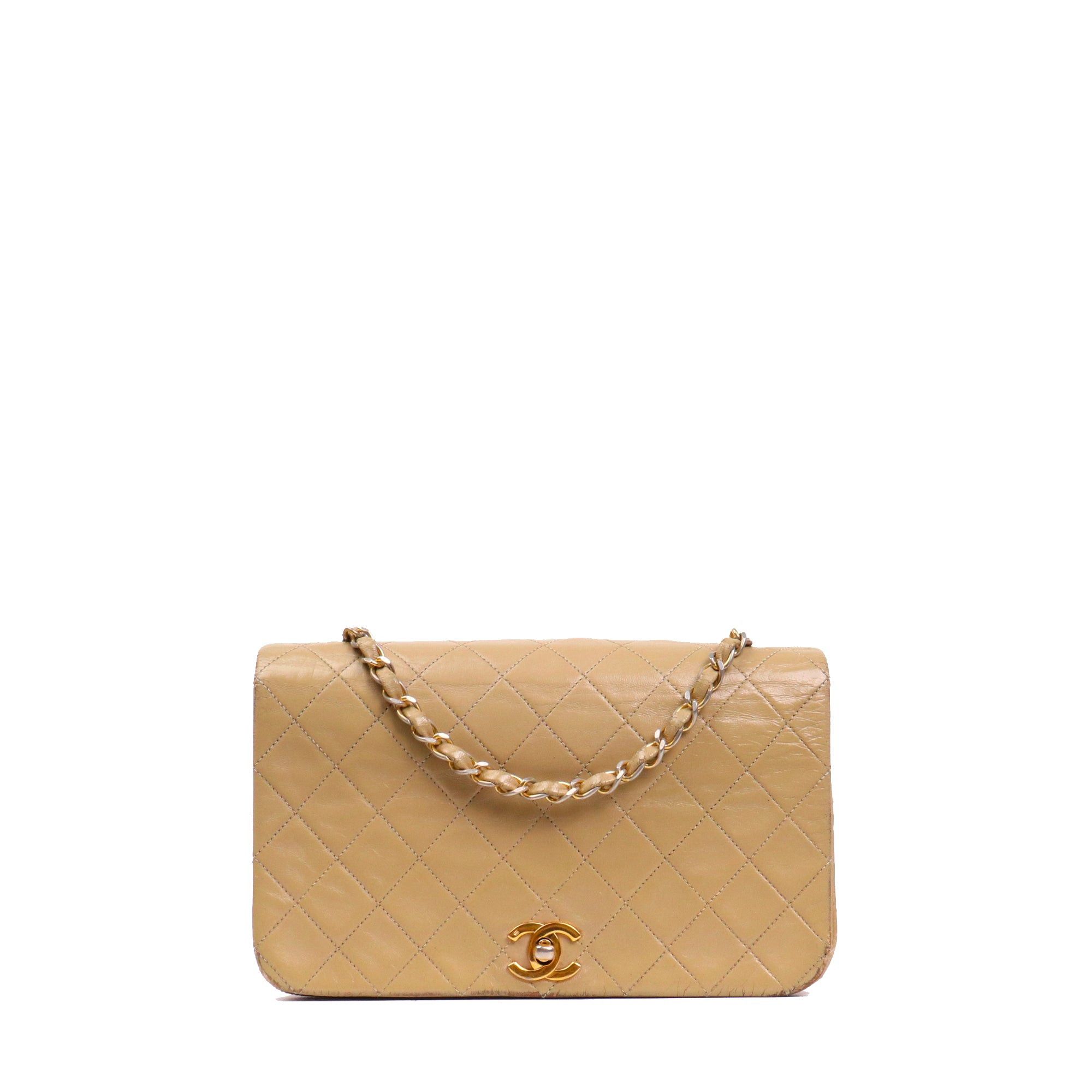 Chanel CHANEL - Chanel Classique/Timeless Full Flap handbag in vintage beige smooth leather Size ONE SIZE - 1 Thumbnail