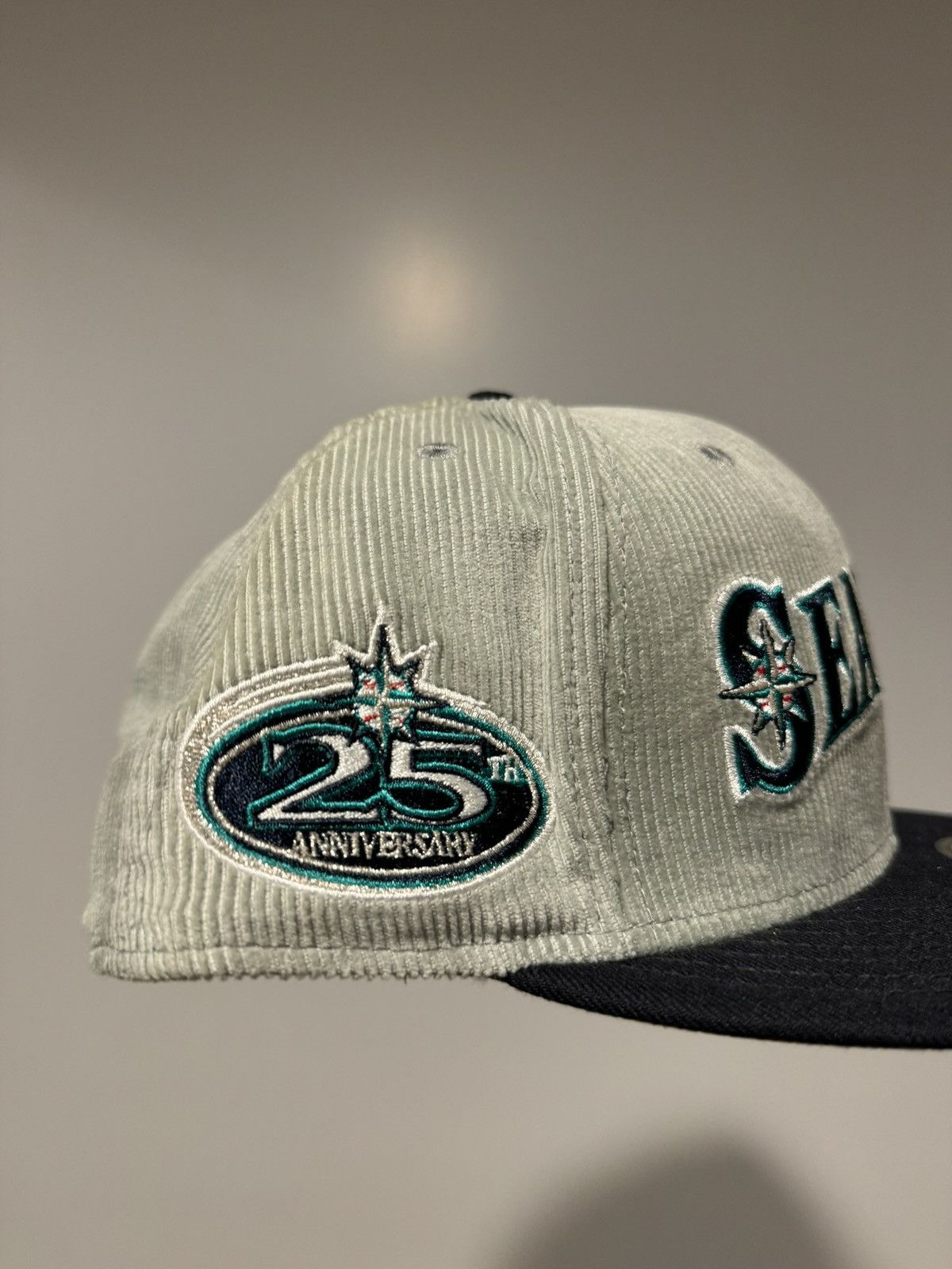 Hat Club × Lids × New Era Lids HD exclusive Seattle Mariners script corduroy pack 3/8 Size ONE SIZE - 2 Thumbnail