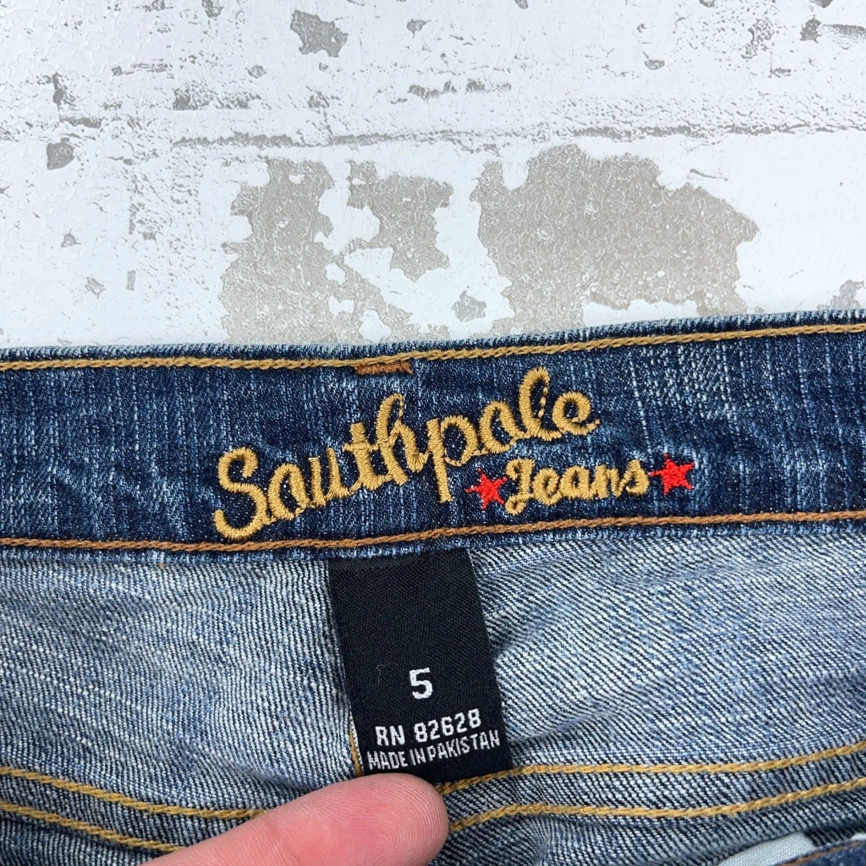 Southpole VINTAGE Southpole Jeans Women Boot Cut Dark 2000s Y2K Embroidered Blue 26 in Waist 30.5 in Inseam 5 Regular Size 27" / US 4 / IT 40 - 4 Thumbnail