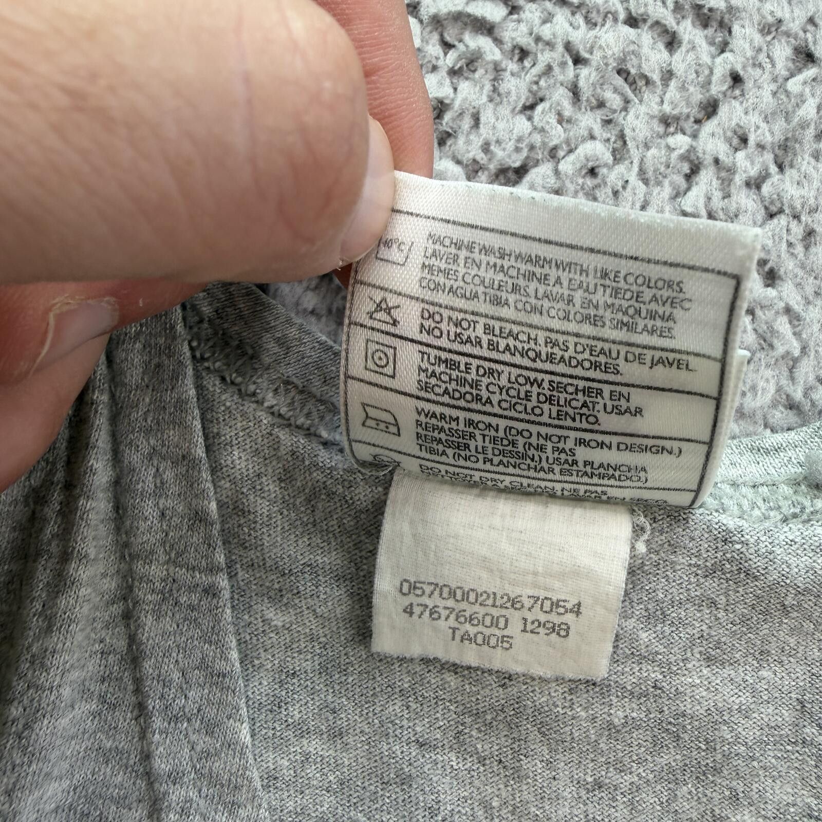 Nike Vintage Nike Mini Swoosh Tank Top USA Made Gray Boxy M Y2K Size US M / EU 48-50 / 2 - 8 Thumbnail