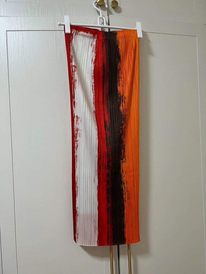 Issey Miyake Issey Miyake size:3 New dynamic print series skirt Size 22" - 7 Thumbnail