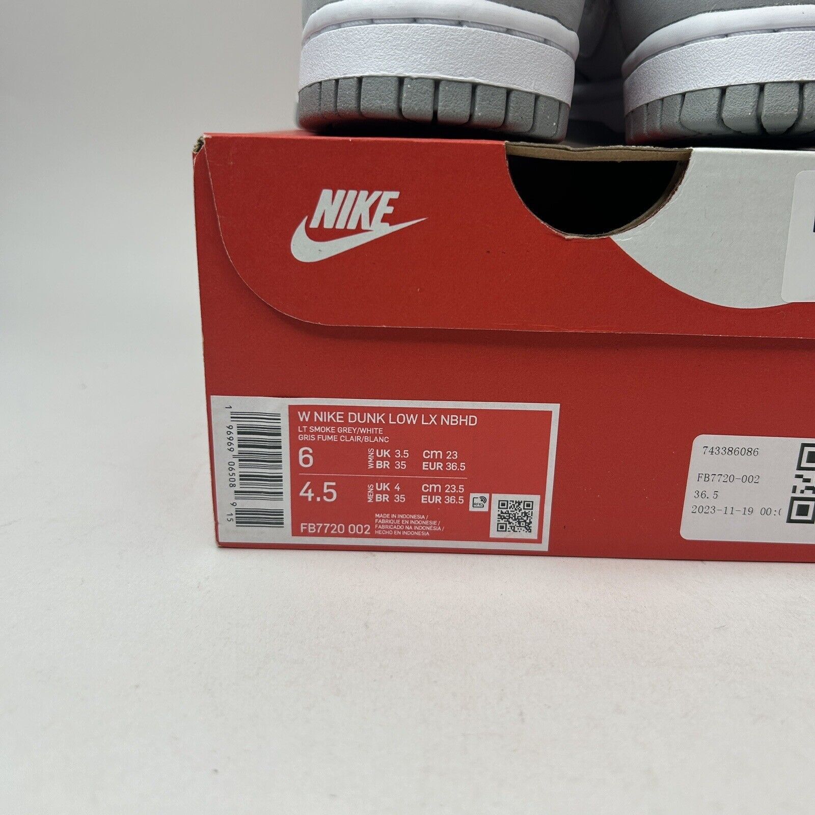 Nike Nike Dunk Low LX WMNS “Light Smoke Grey” 2023 Size US 6 / IT 36 - 5 Thumbnail