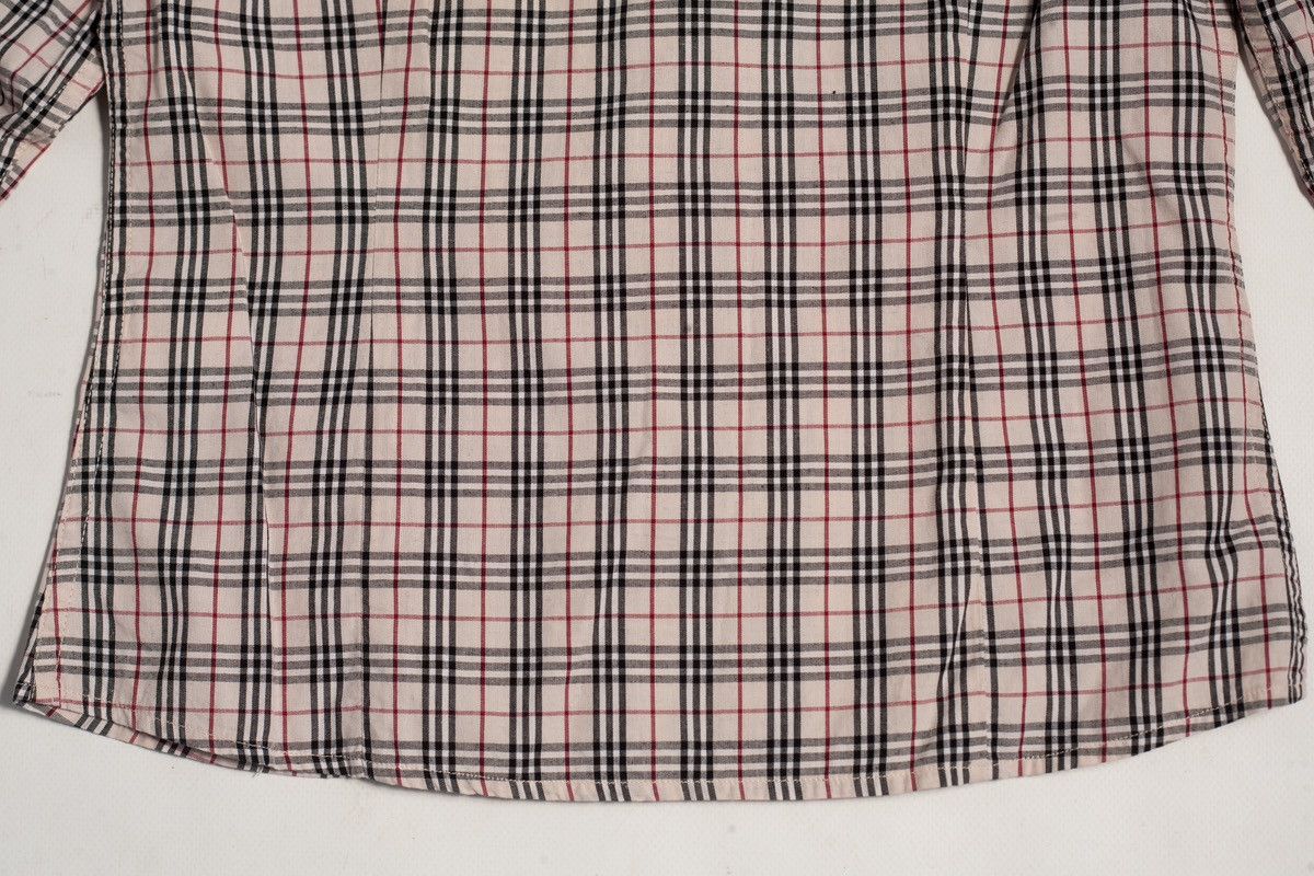 Burberry Burberry Blue Label Vintage Nova Check Buttons Shirt Size XS / US 0-2 / IT 36-38 - 9 Thumbnail