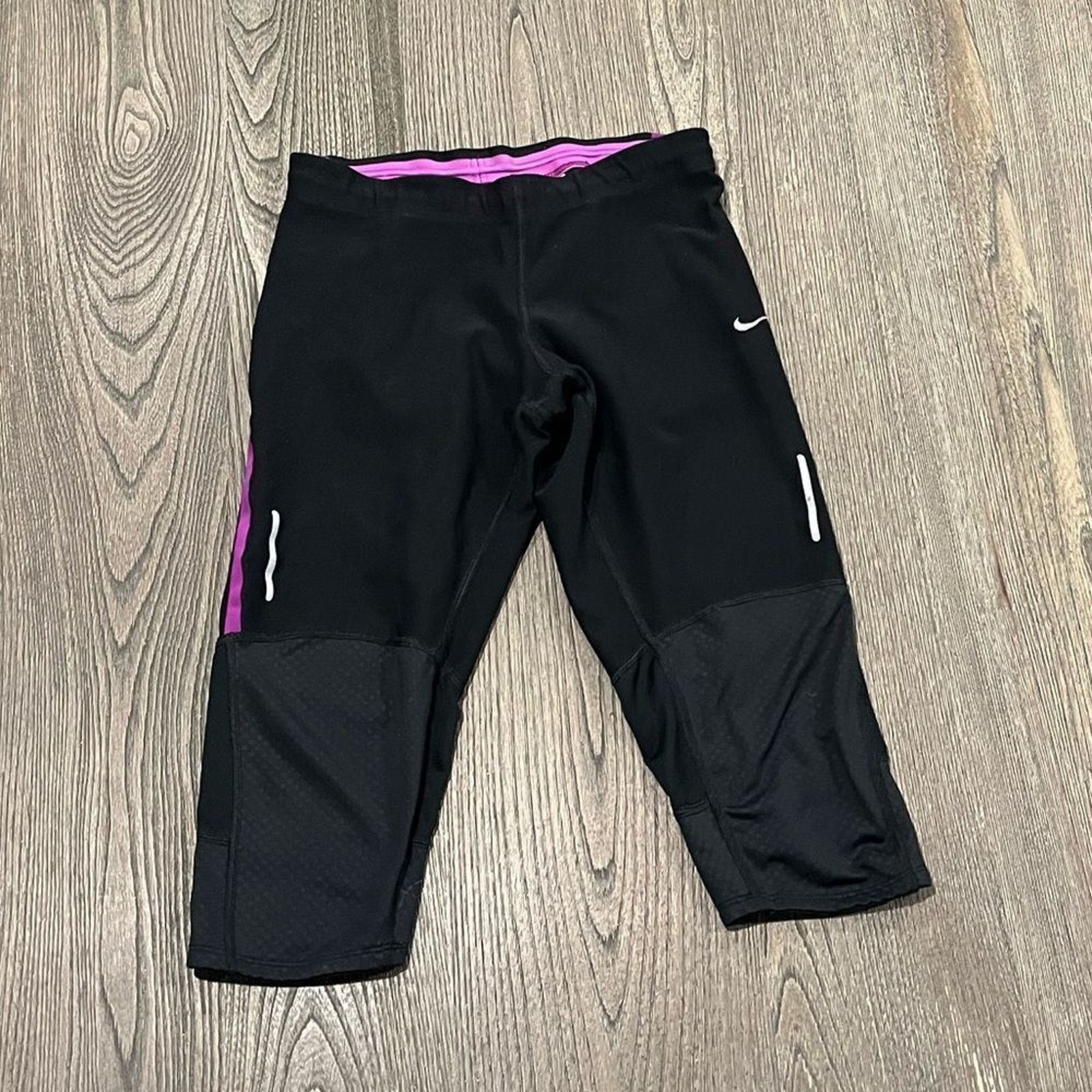 Nike Nike Dri-Fit Athletic Capri Leggings Black Purple Size S Size 24" / US 00 / IT 34 - 1 Thumbnail