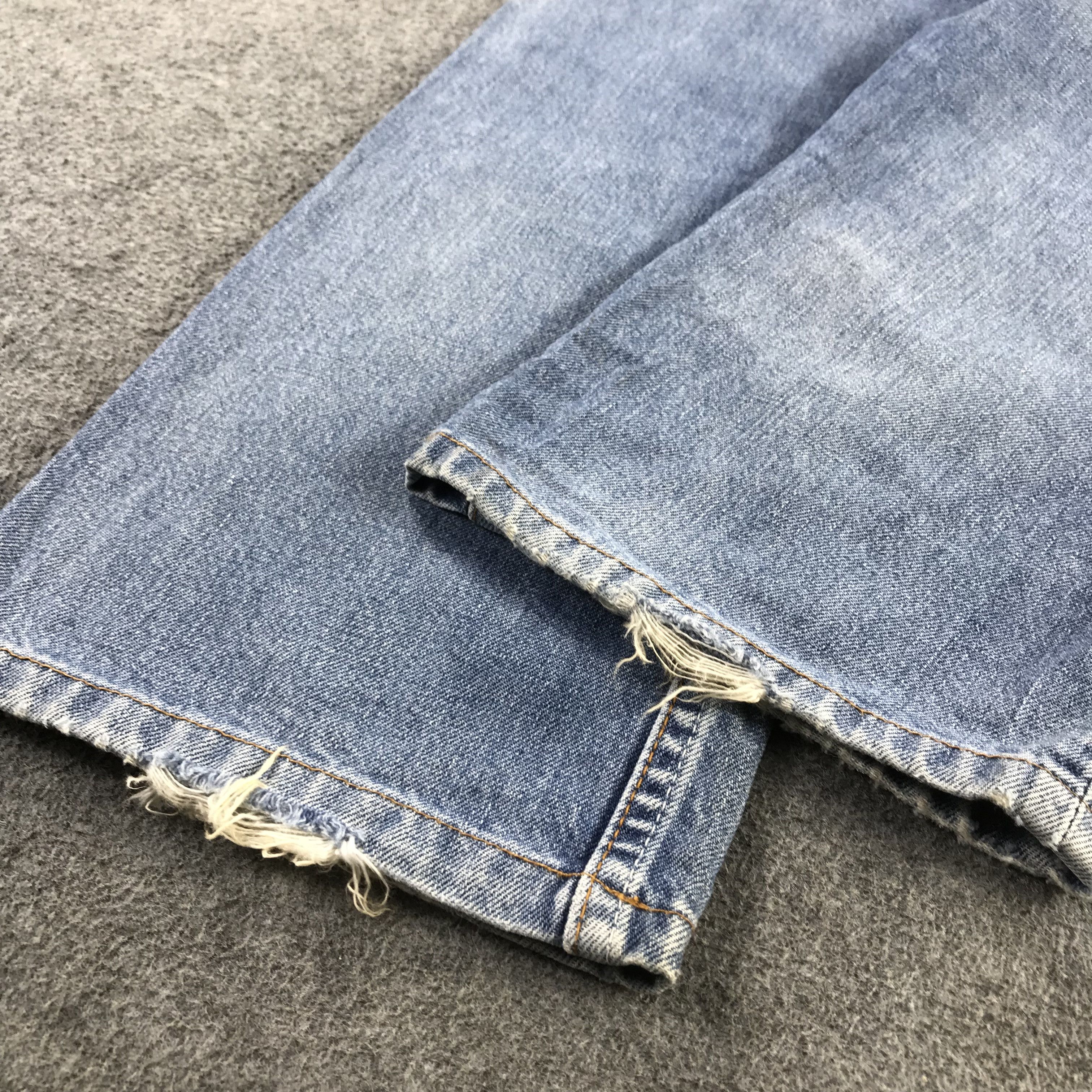 Levi's Vintage Levis 508 Jeans Faded Blue Denim KJ3416 Size US 31 - 6 Thumbnail