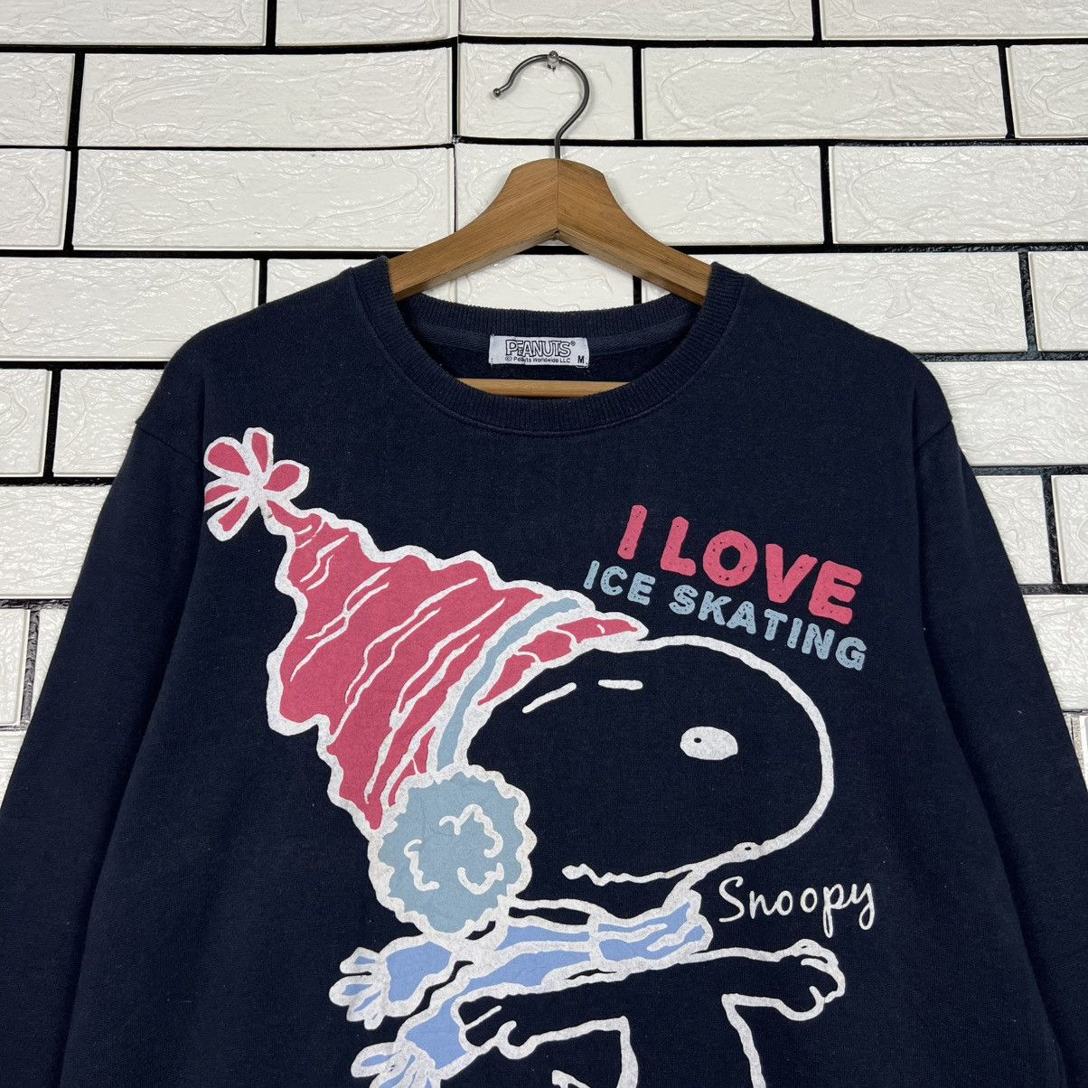 Peanuts PEANUTS SNOOPY I Love Ice Skating Logo Sweatshirt #3975-C181 Size US M / EU 48-50 / 2 - 2 Thumbnail