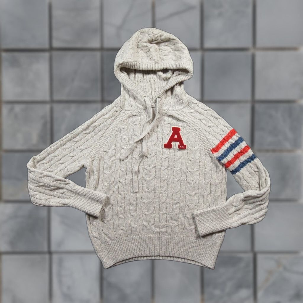 Abercrombie & Fitch Abercrombie & Fitch Sweater Womens Small Gray Hoodie Cable Knit Pullover Ladies Size S / US 4 / IT 40 - 1 Thumbnail