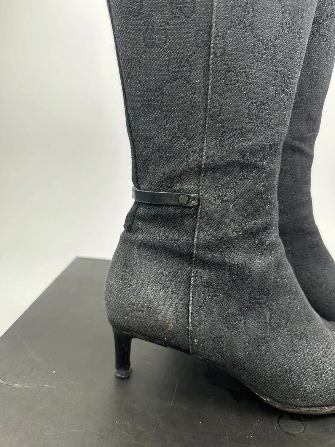 Gucci Gucci Black Monogram Boots Heels talon bout pointu Size US 6.5 / IT 36.5 - 2 Thumbnail