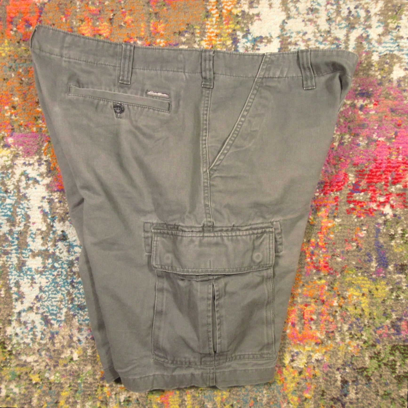 Eddie Bauer Eddie Bauer Shorts Mens 39 Gray Cotton Canvas Cargo Pocket Outdoor Outdoor Hiking Casual Mid 39in Waist Regular Flat Front Zip Cargo Pockets Mens Size US 39 - 4 Thumbnail