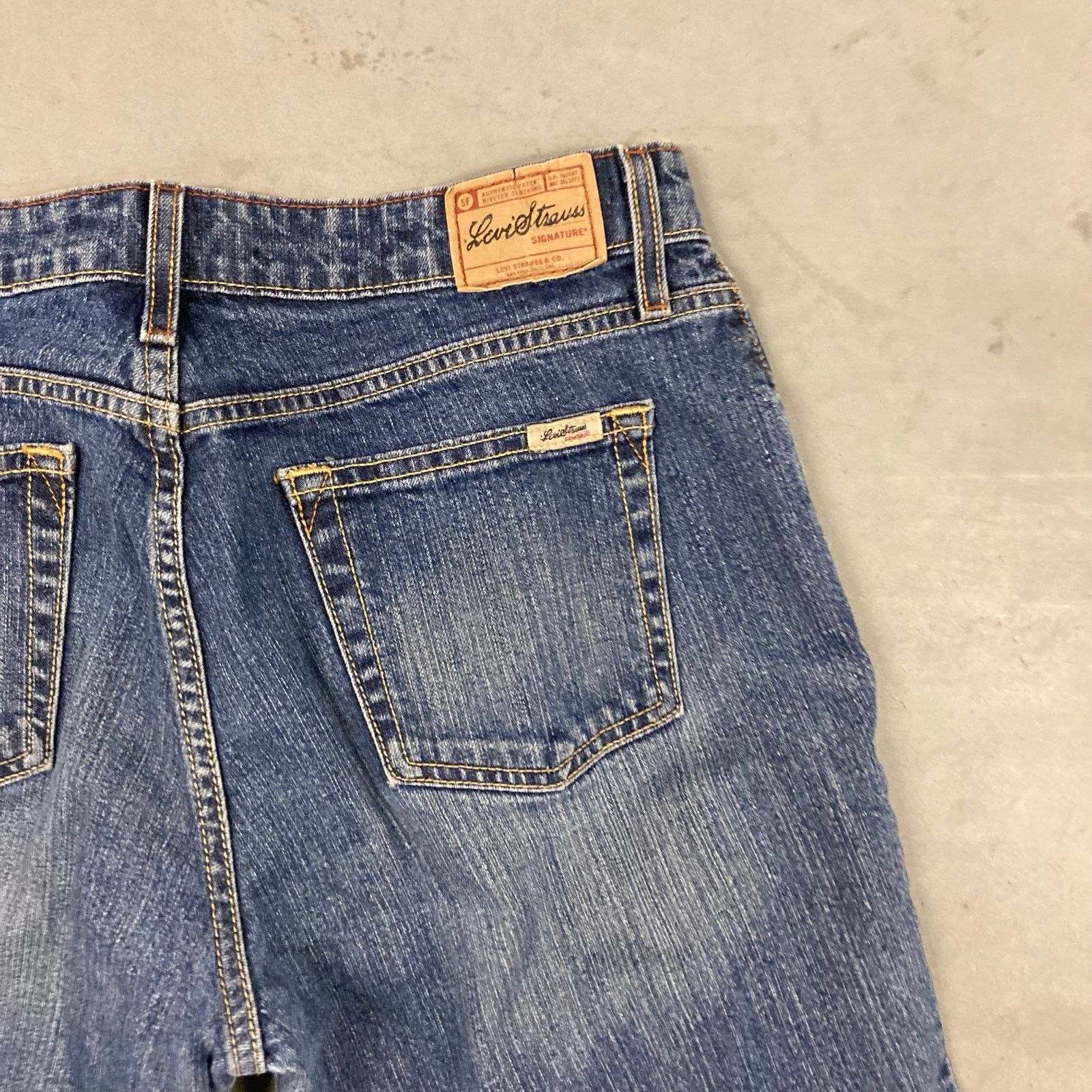 Levi's × Vintage Y2K Levi's bootcut Jeans 32x31 Size US 32 / EU 48 - 4 Thumbnail