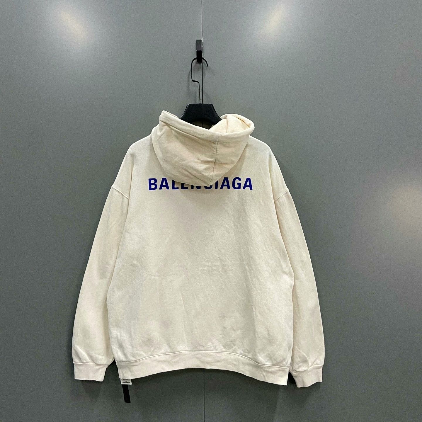 Balenciaga Balenciaga Logo Print Hoodie Size US L / EU 52-54 / 3 - 2 Thumbnail