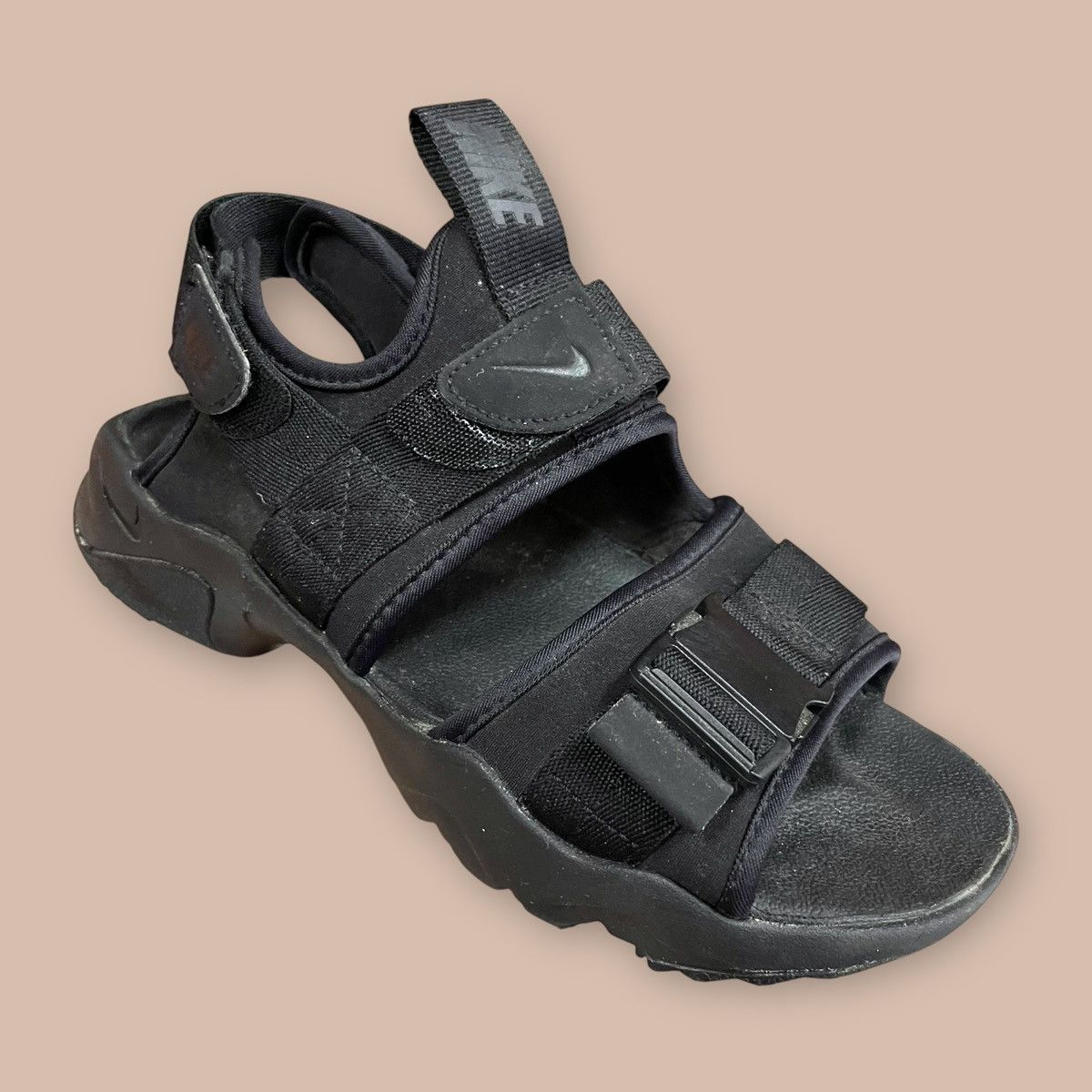 Nike Nike Canyon Sandal ‘Triple Black’ Size US 5.5 / EU 38 - 9 Thumbnail