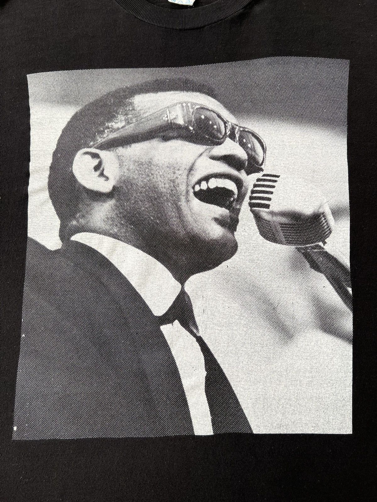 Band Tees Vintage 1992 Ray Charles with The Raelettes Jazz Soul Tshirt Size US L / EU 52-54 / 3 - 6 Thumbnail