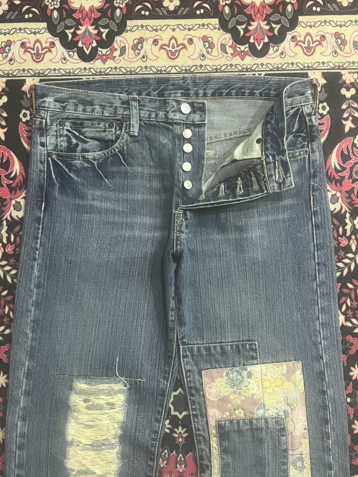 Takeo Kikuchi Japan Takeo Kikuchi Distressed Patches Blue Washed Jeans Size US 33 - 5 Thumbnail