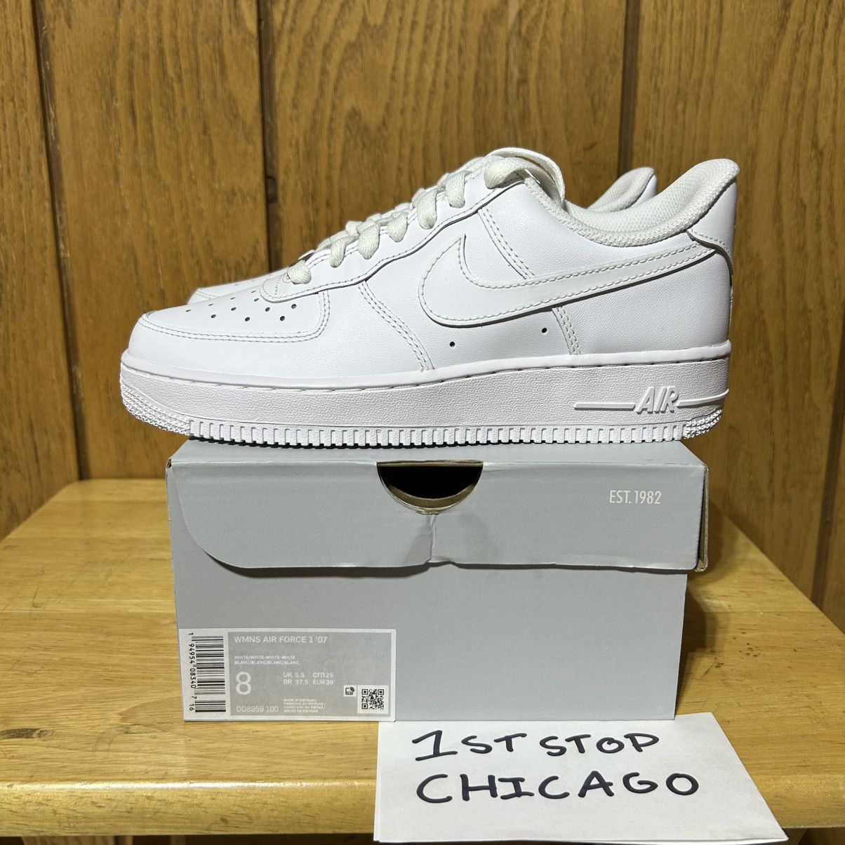 Nike Nike Air Force 1 Low '07 Triple White DD8959-100 Women’s 8 Size US 8 / IT 38 - 3 Thumbnail