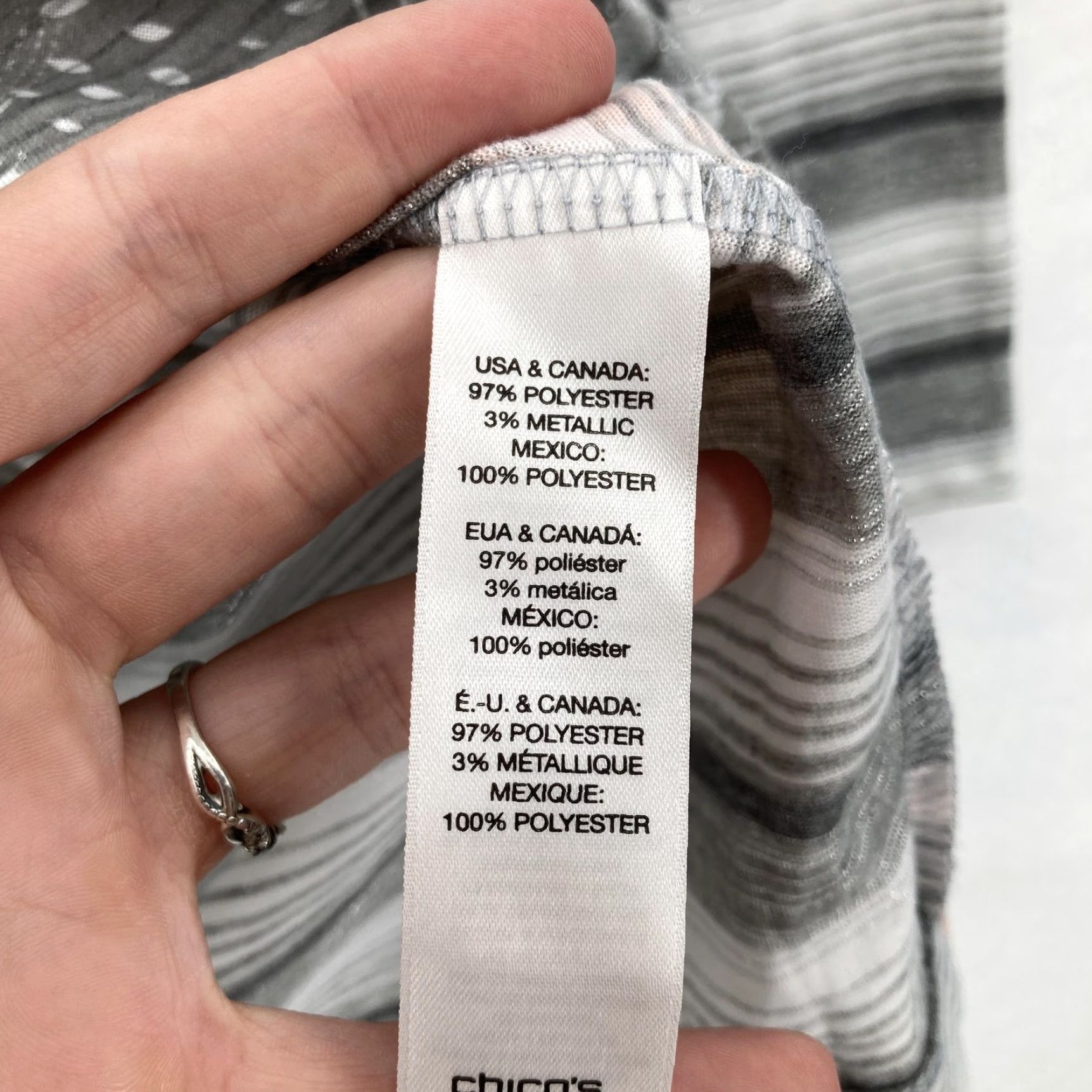 Vintage Chicos Zenergy Georgina Top Womens 4XL Papaya Whip Foil Floral 3/4 Sleeve Stripe Blouse V-Neck Gray Womens Size XXL / US 16-18 / IT 52-54 - 6 Thumbnail