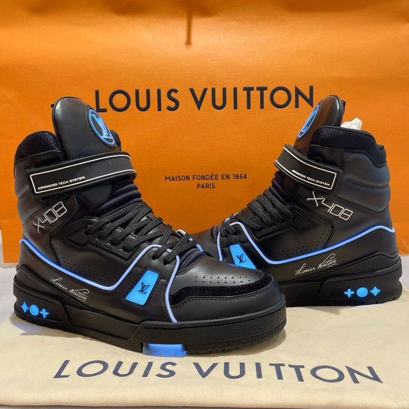 Louis Vuitton Louis Vuitton X4-2505 Size US 8 / EU 41 - 1 Thumbnail