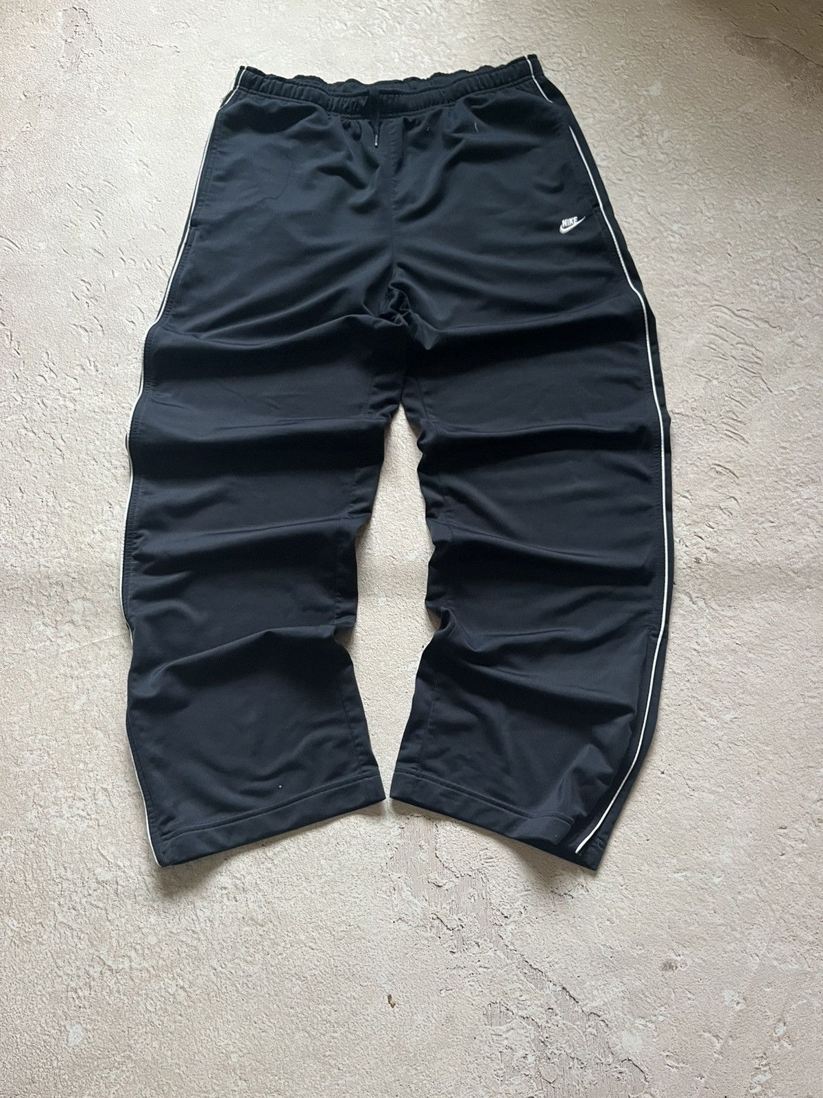 Nike Nike Vintage Track Pants / Y2K Sportswear Vibe 00x Size US 34 / EU 50 - 2 Thumbnail