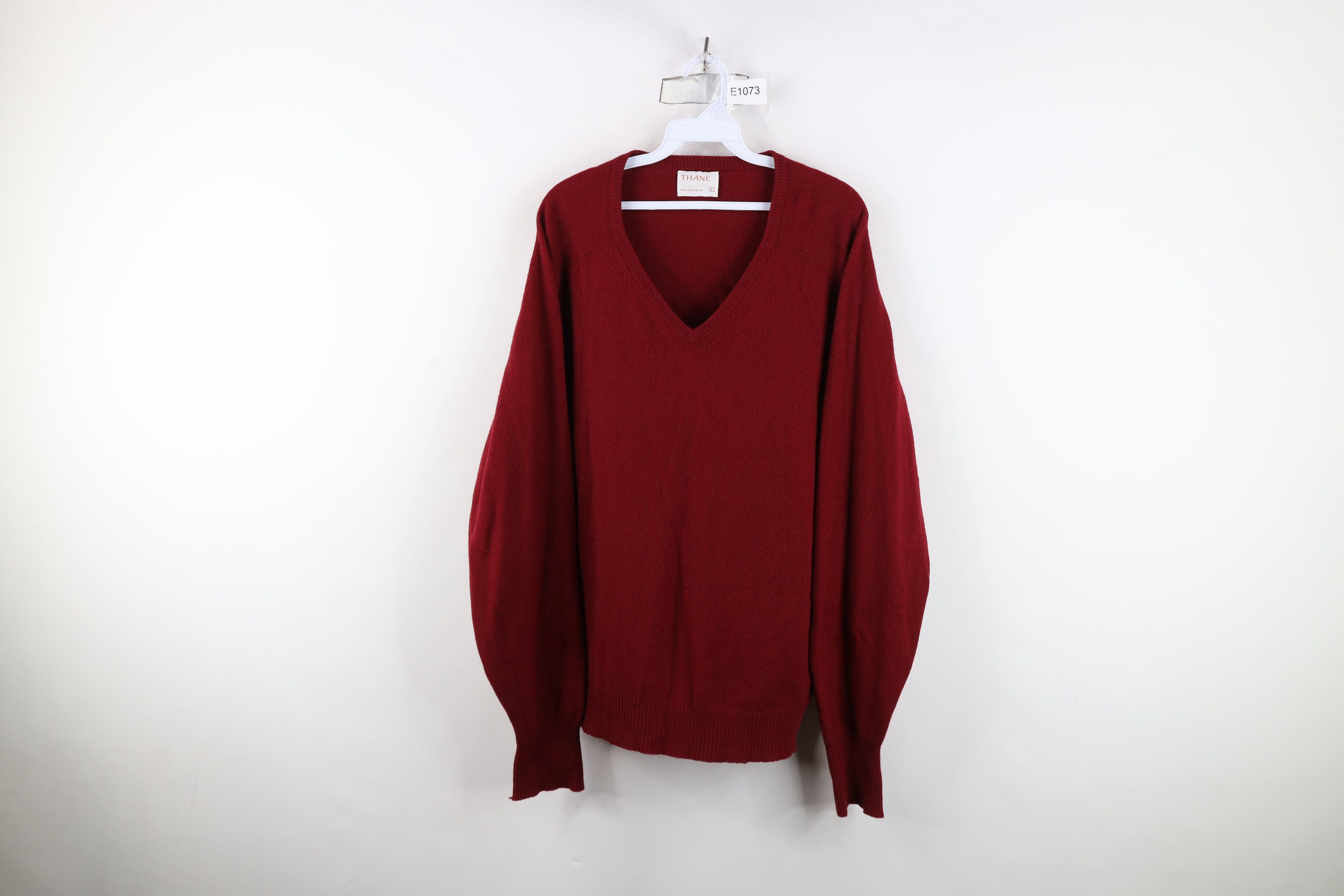 Vintage Vintage 70s Streetwear Soft Cashmere Knit V-Neck Sweater Red Size US L / EU 52-54 / 3 - 1 Thumbnail