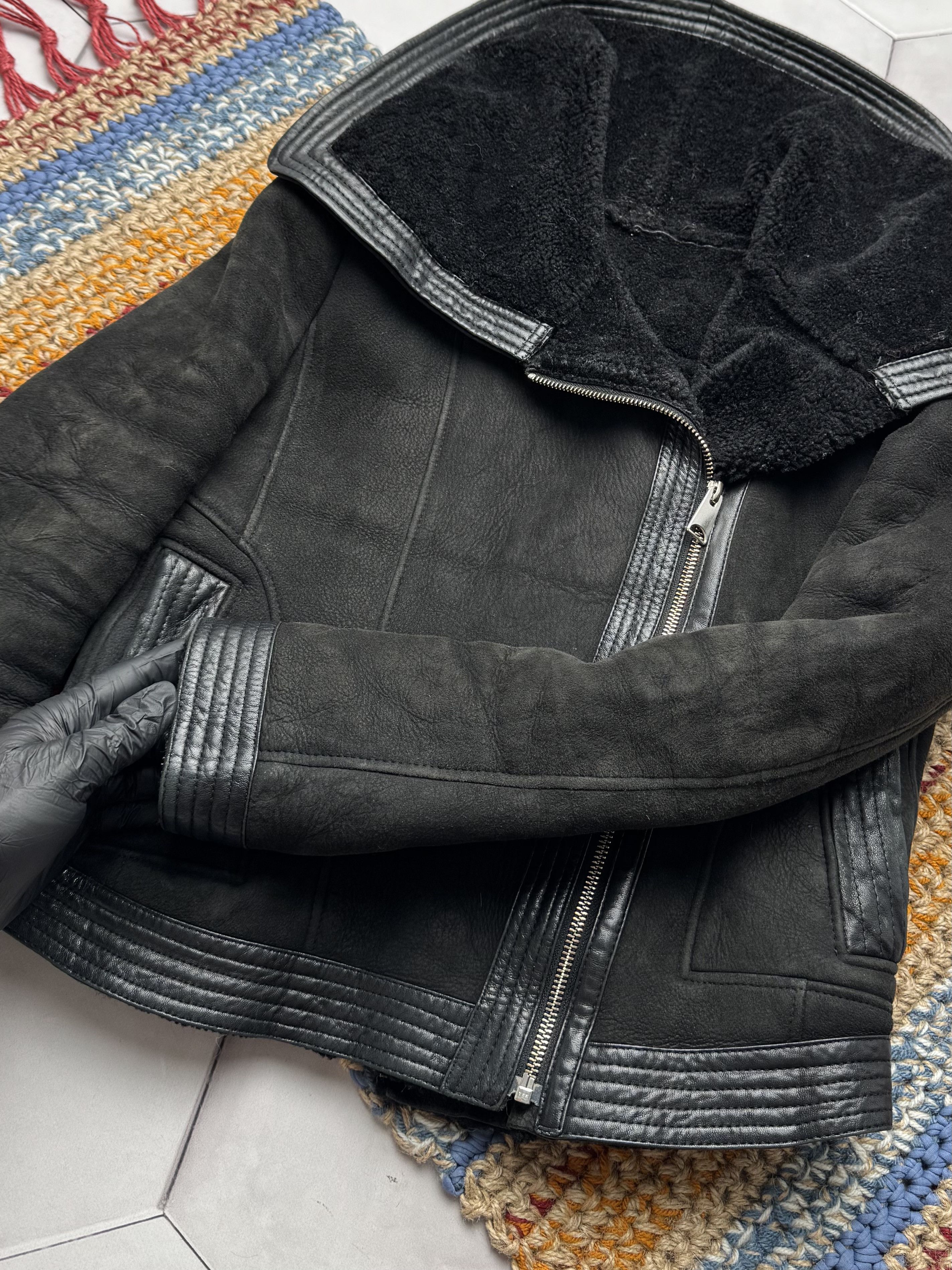 Japanese Brand Vintage Real Sheepskin Cropped Jacket (E4) Size S / US 4 / IT 40 - 4 Thumbnail