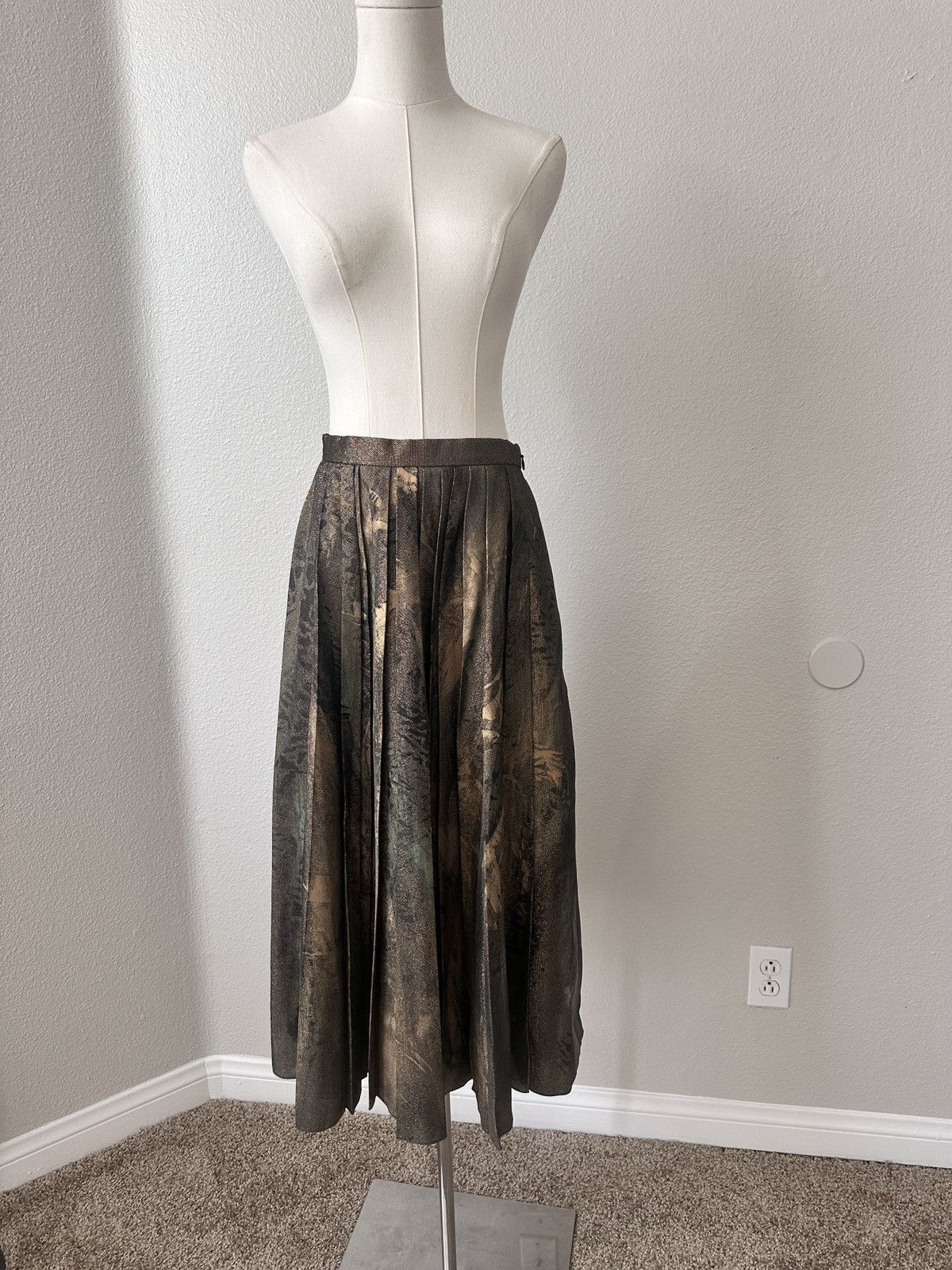Ralph Lauren Purple Label Ralph Lauren Collection Hand Painted Pleated Skirt Size 27" / US 4 / IT 40 - 2 Thumbnail