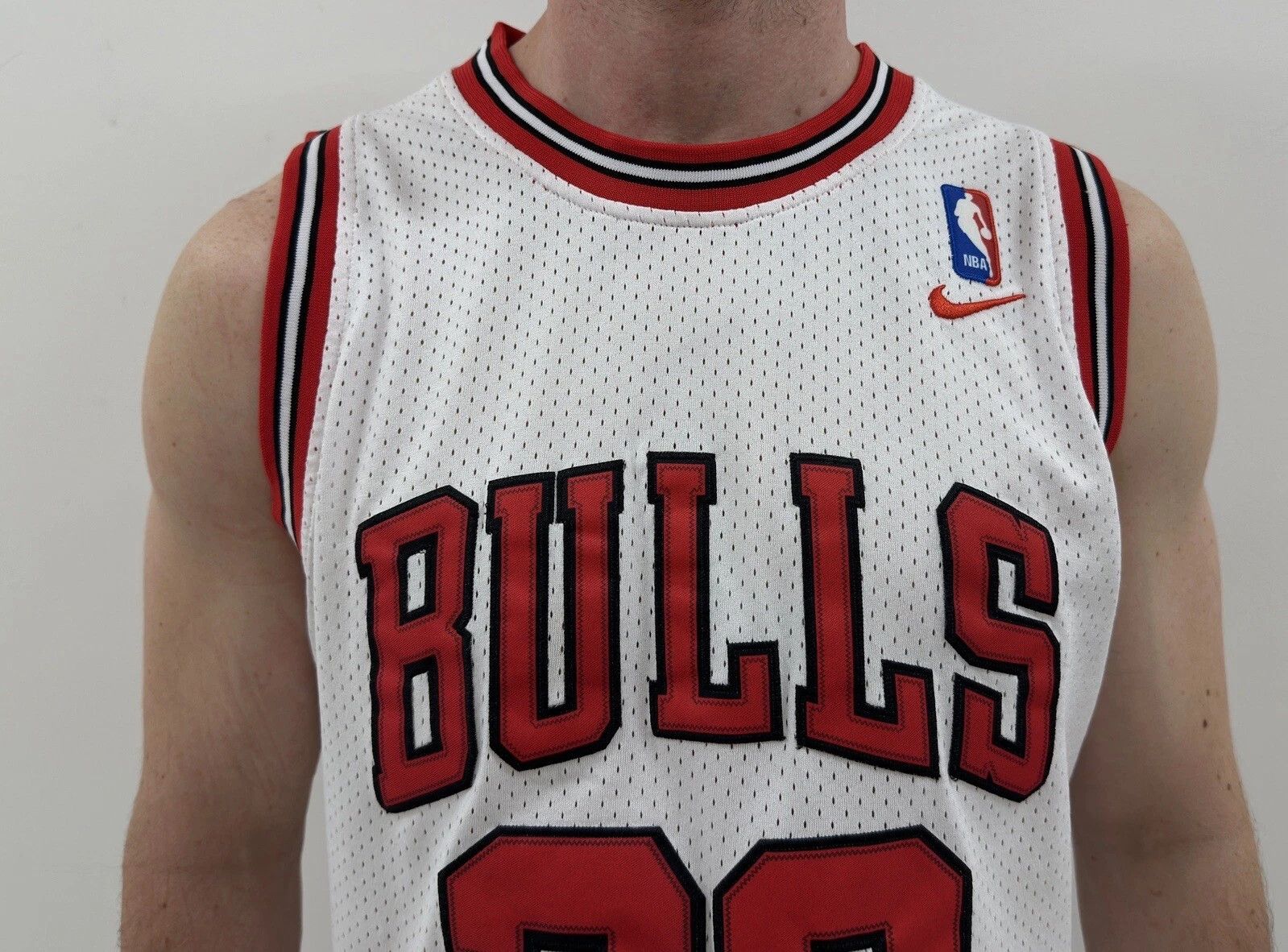 Nike Vintage Michael Jordan Jersey Chicago Bulls White Nike Mens Size US S / EU 44-46 / 1 - 7 Thumbnail