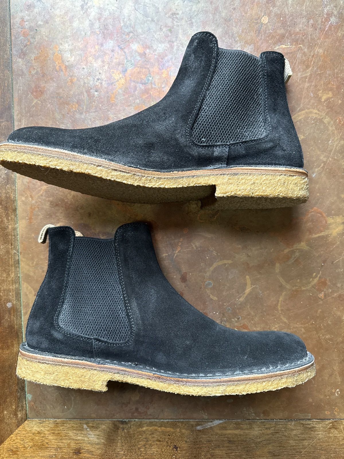 Astorflex Brand New Astorflex Black Suede Chelsea Boots Size US 10 / EU 43 - 1 Thumbnail