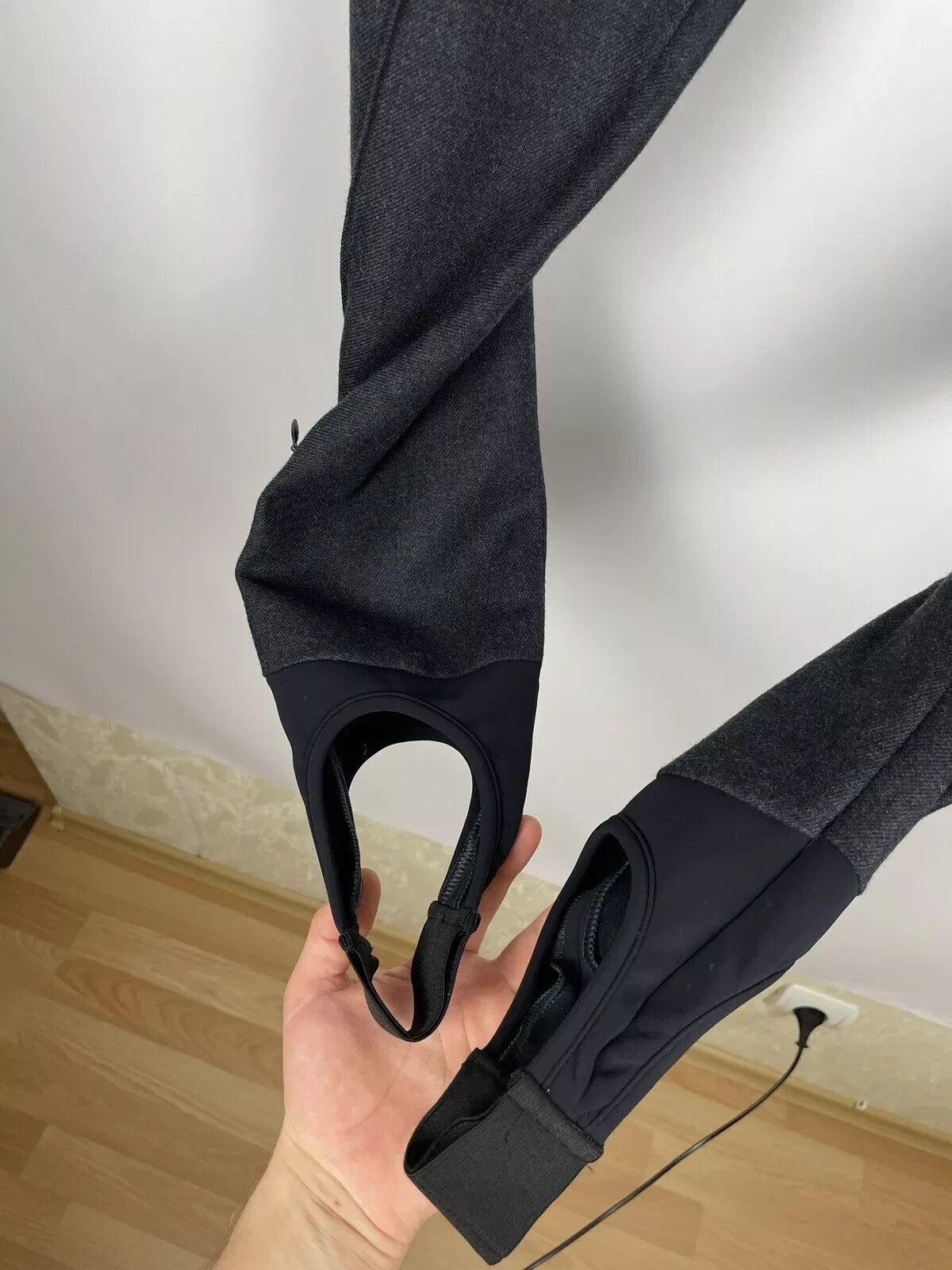 Moncler Moncler Pantalone Sportivo Mens Horse Riding Wool Pants Size US 34 / EU 50 - 7 Thumbnail