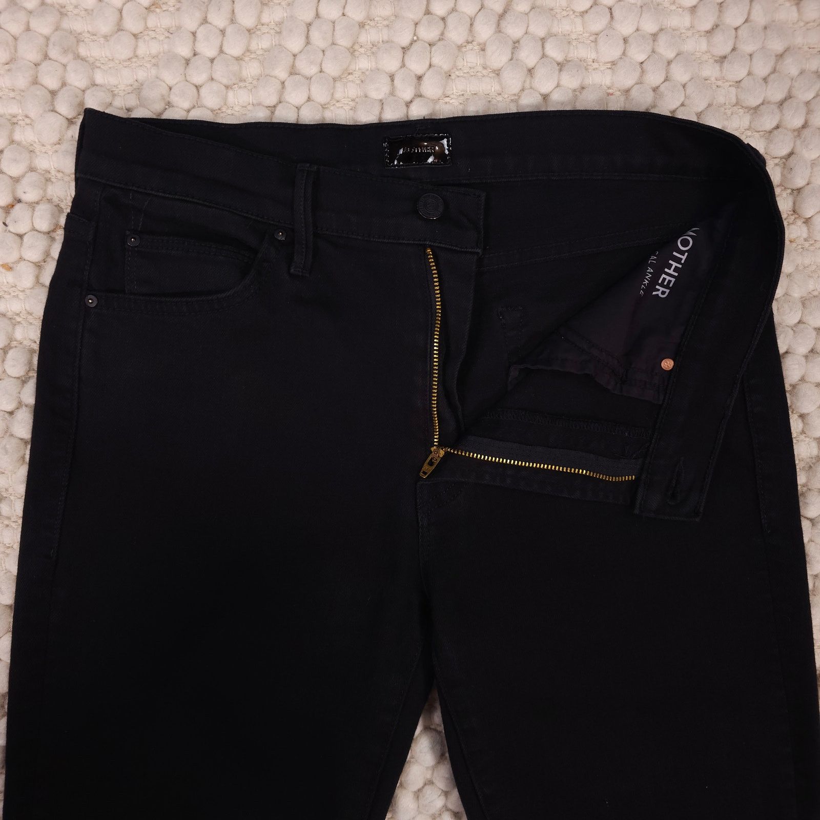 MOTHER Mother The Rascal Ankle Jeans Fray Black Sz 30 Size 30" / US 8 / IT 44 - 3 Thumbnail