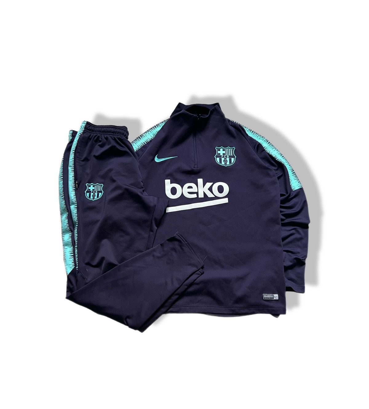 Nike Nike FC Barcelona 2018/19 Training Suit Jacket Pants Socer Size US M / EU 48-50 / 2 - 1 Thumbnail