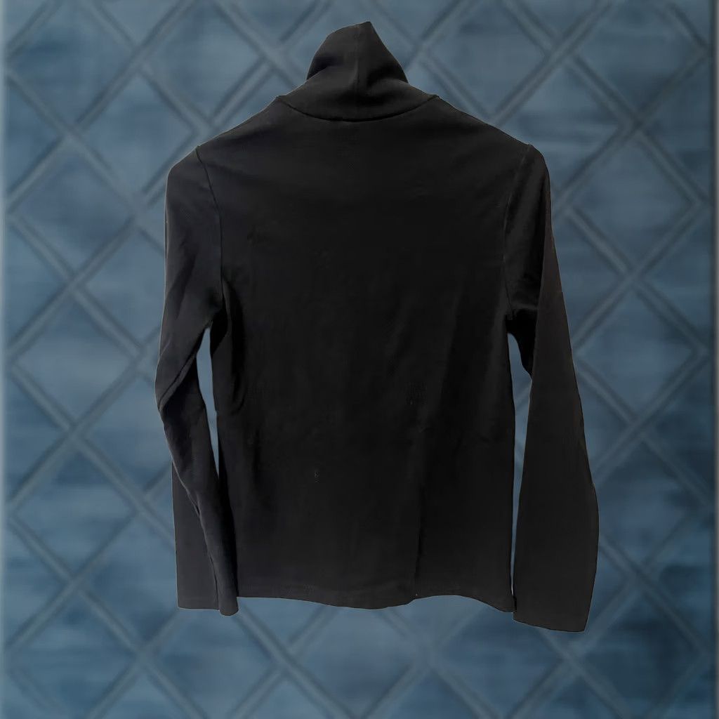 Uniqlo Uniqlo Turtleneck Size Small Womens Long Sleeve Shirt Knit Black - Pre-Owned Size S / US 4 / IT 40 - 1 Thumbnail