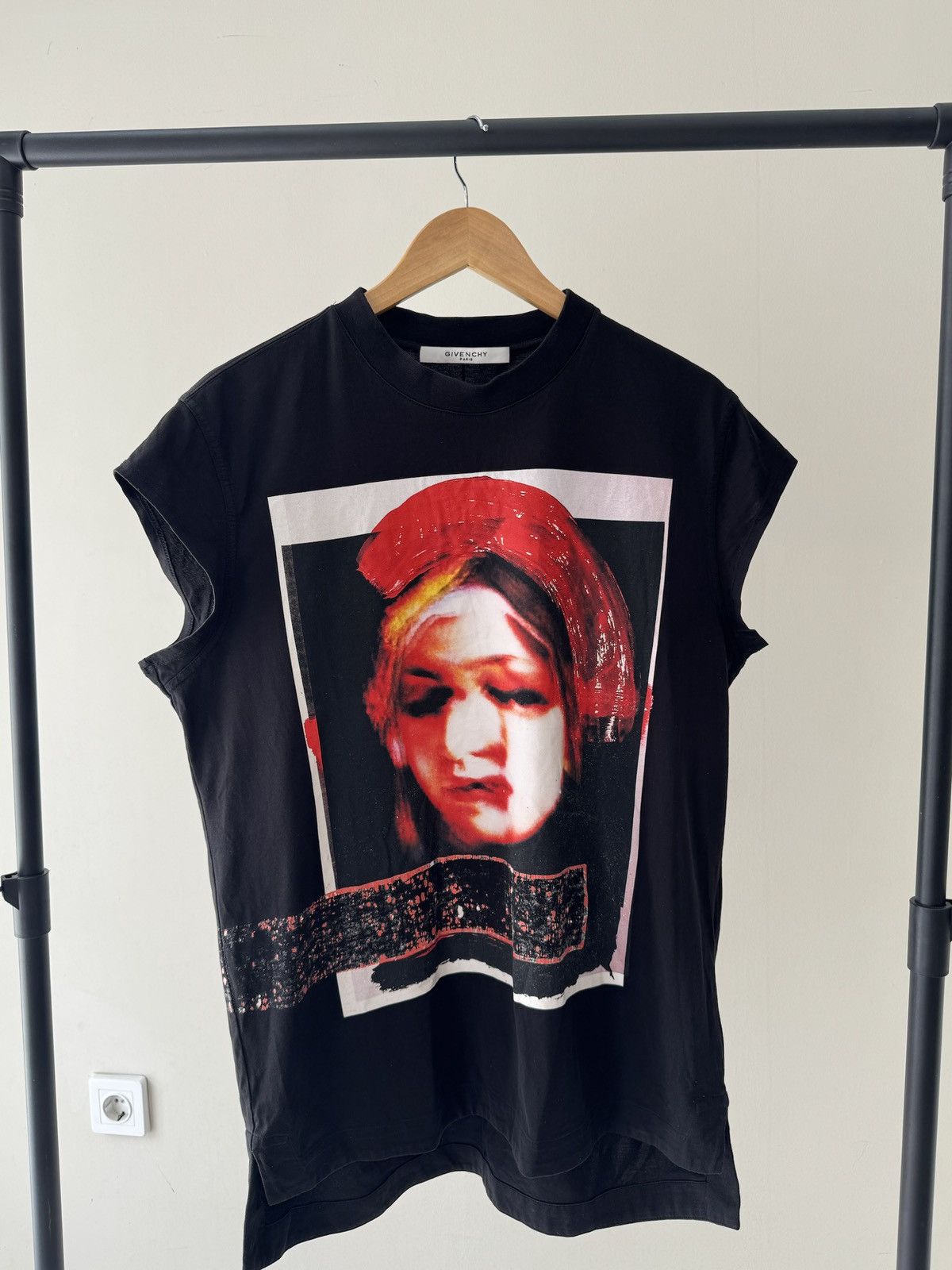 Givenchy Sleeveless Madonna Tshirt Size US S / EU 44-46 / 1 - 1 Thumbnail
