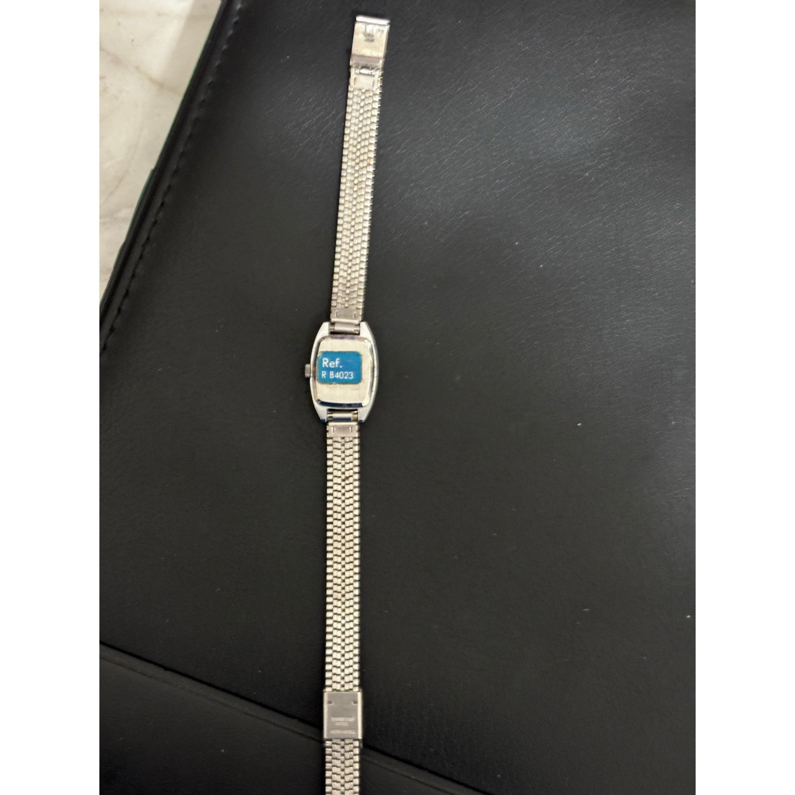 (di)vision Vintage Lorus V235-5060 Silver Tone Womens Watch. New Batt. Size ONE SIZE - 8 Thumbnail