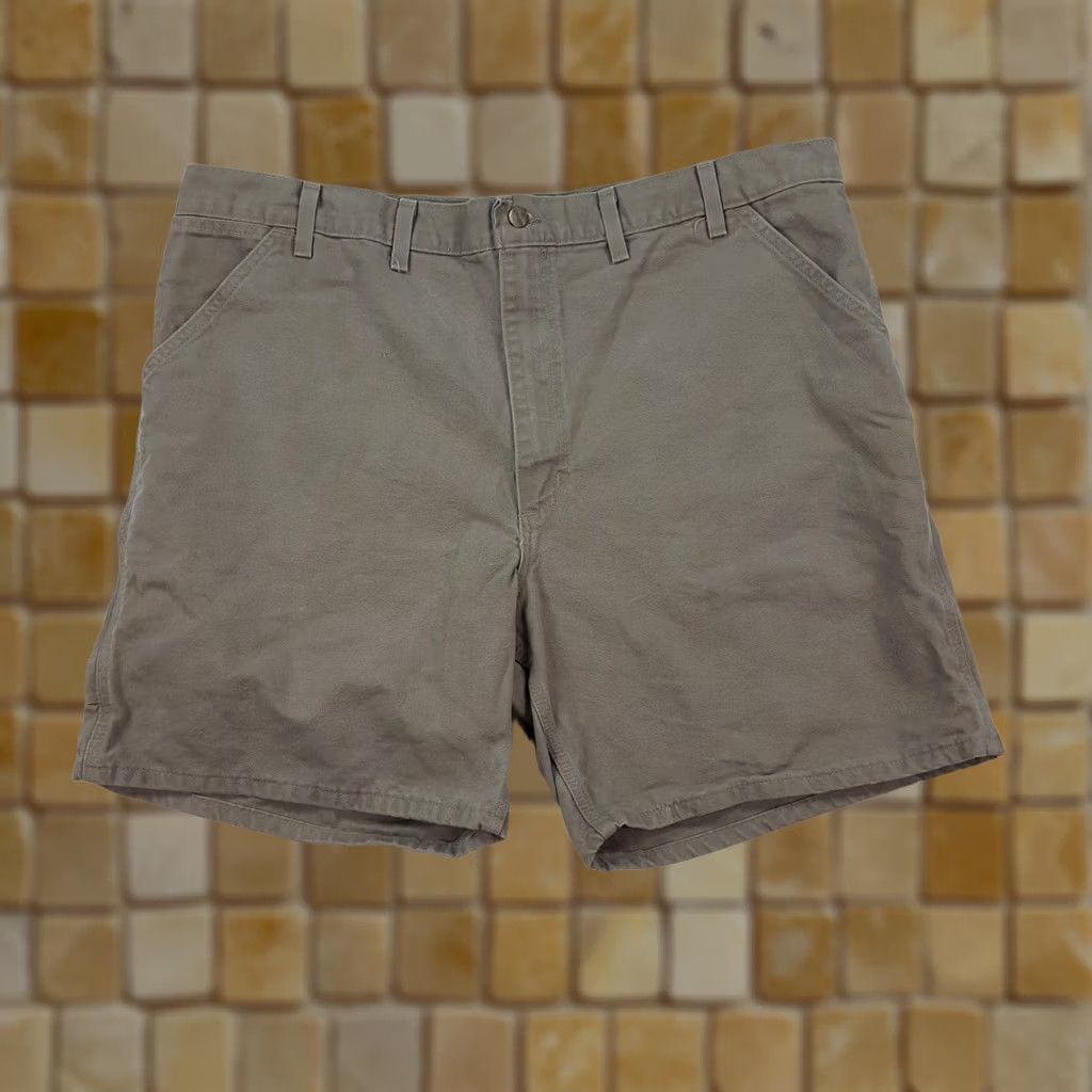 Carhartt VINTAGE Carhartt Khaki Beige Relaxed Size 42 Work Logo Chino Shorts 90s Mens Size US 42 / EU 58 - 1 Thumbnail