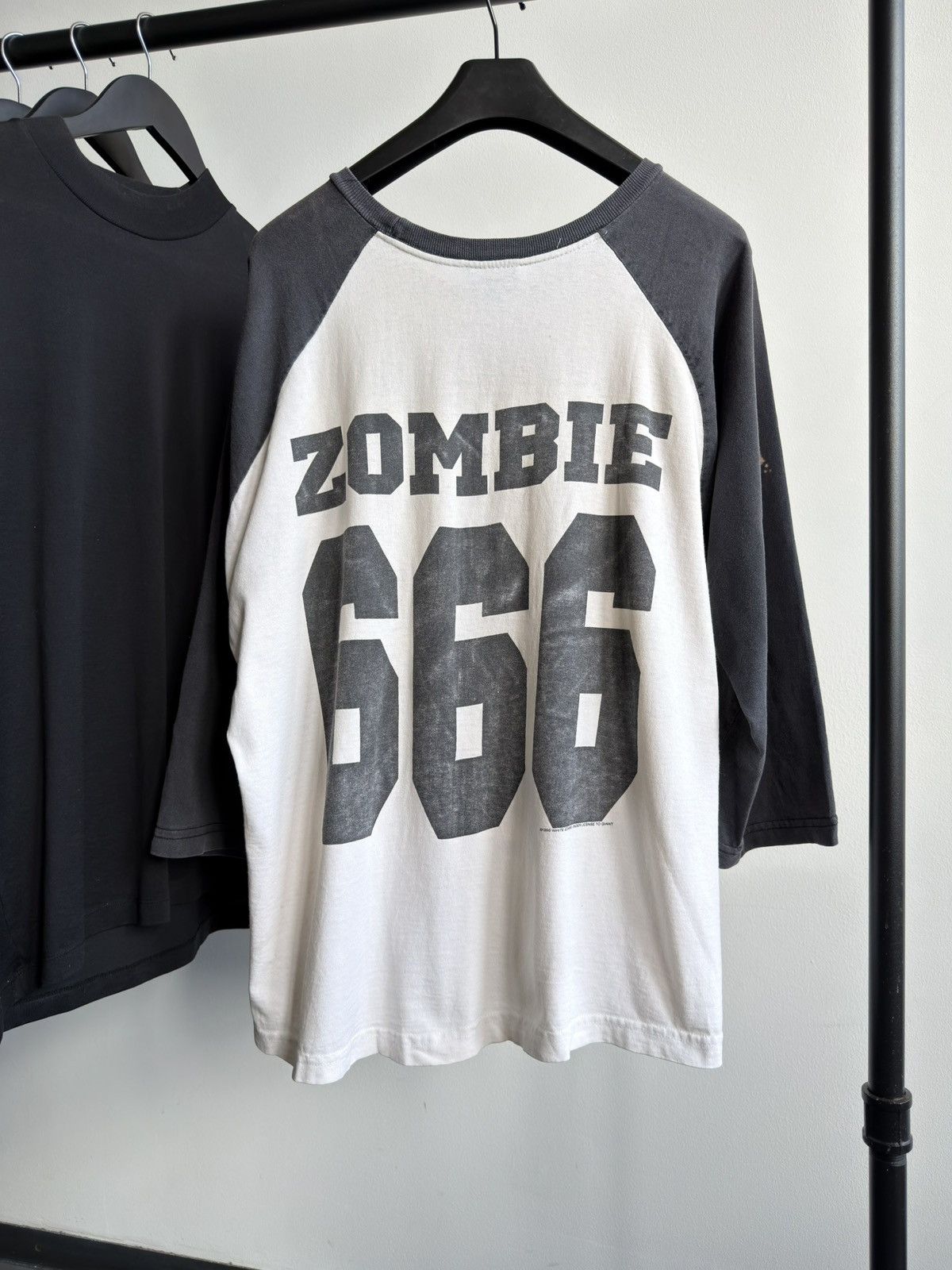 Band Tees Vintage 90s Thrashed White Zombie 666 Faded Erd Band Tee Size US XL / EU 56 / 4 - 1 Thumbnail