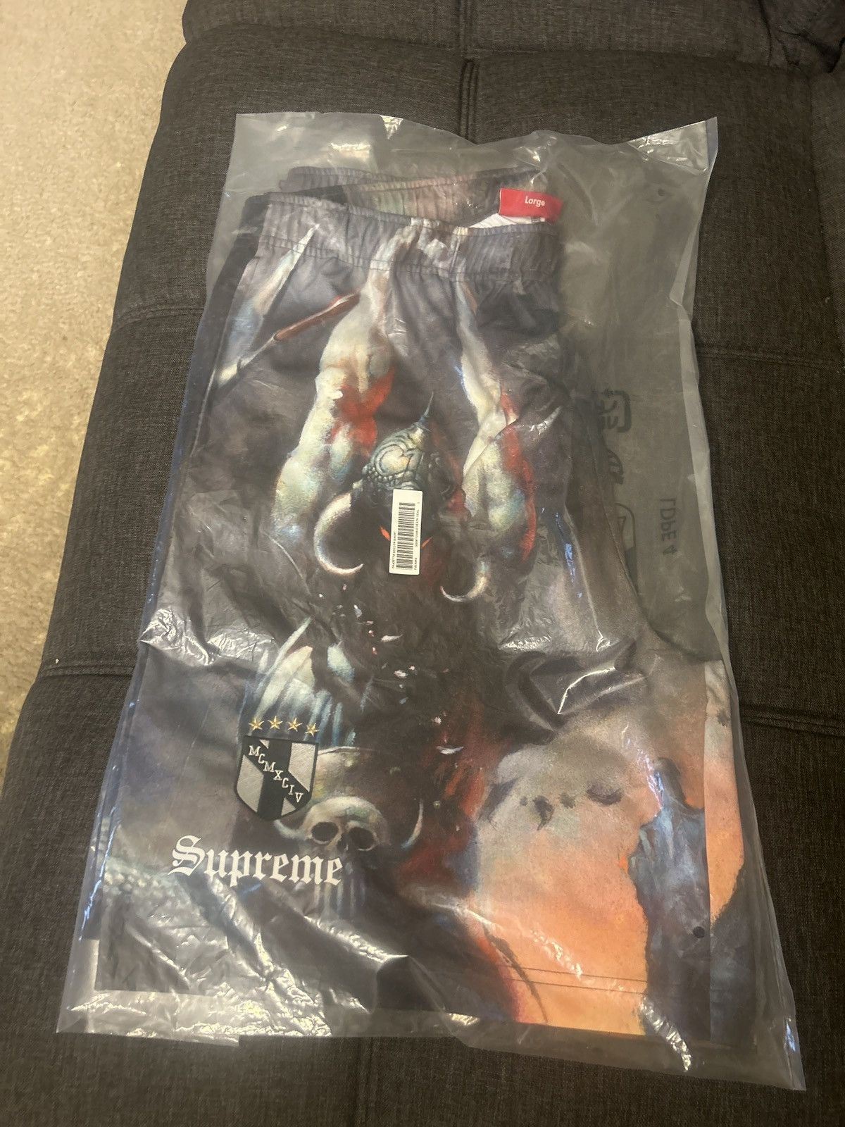 Supreme Supreme Frazetta Soccer Short Size US 35 - 1 Thumbnail