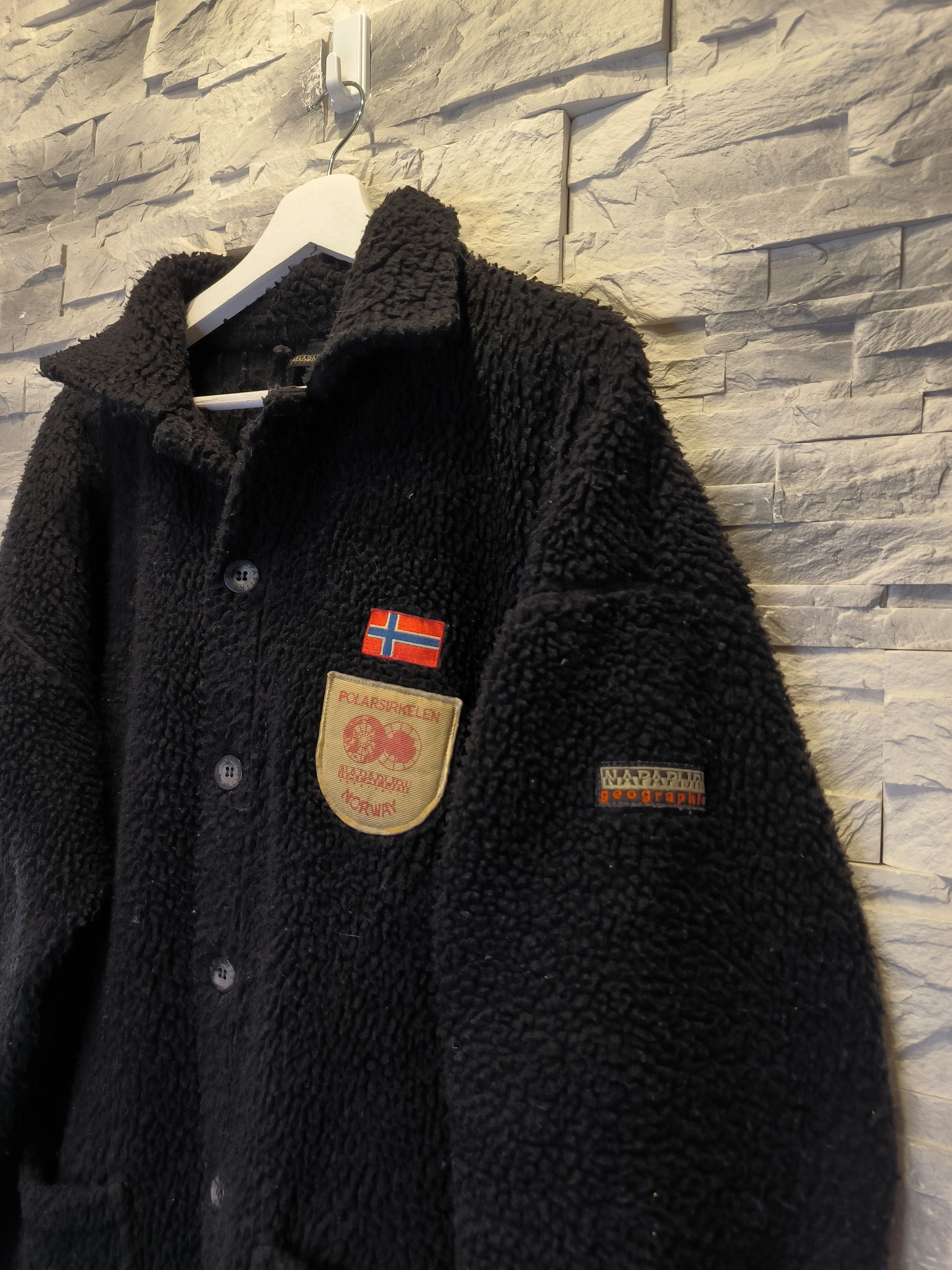 Napapijri × Vintage Vintage Napapijri Sherpa Fleece Jacket Polarsirkelen 90s Size US L / EU 52-54 / 3 - 3 Thumbnail