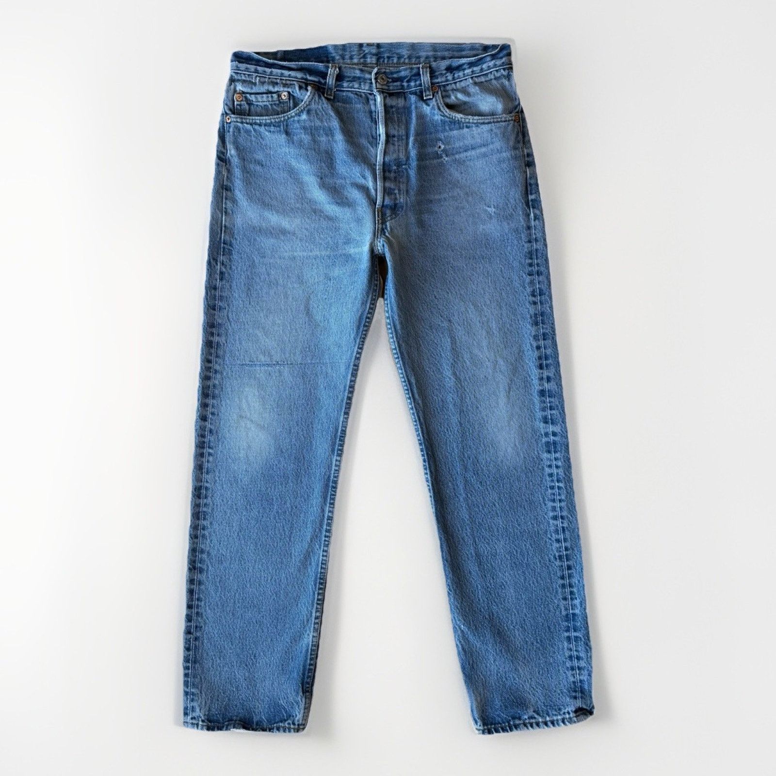 Levi's Vintage Levis 501 Jeans 33 Blue Straight 80s Denim Workwear Size US 33 - 1 Thumbnail