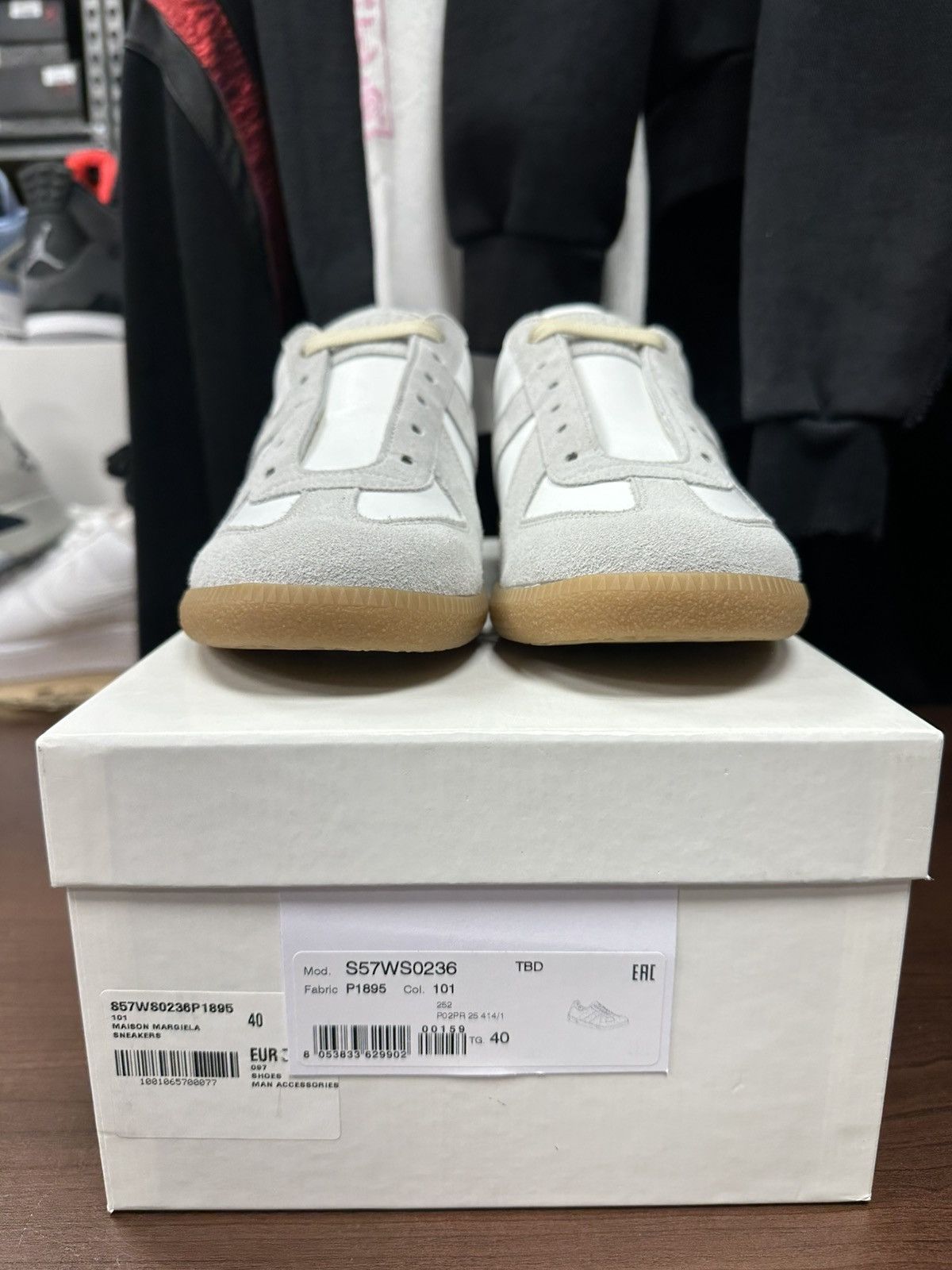 Maison Margiela Maison Margiela Replica White Size US 7 / EU 40 - 2 Thumbnail