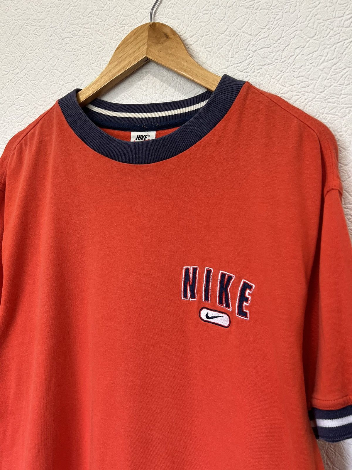 Vintage Vintage 00’s Nike T Shirt Tee Oversized Size US L / EU 52-54 / 3 - 2 Thumbnail