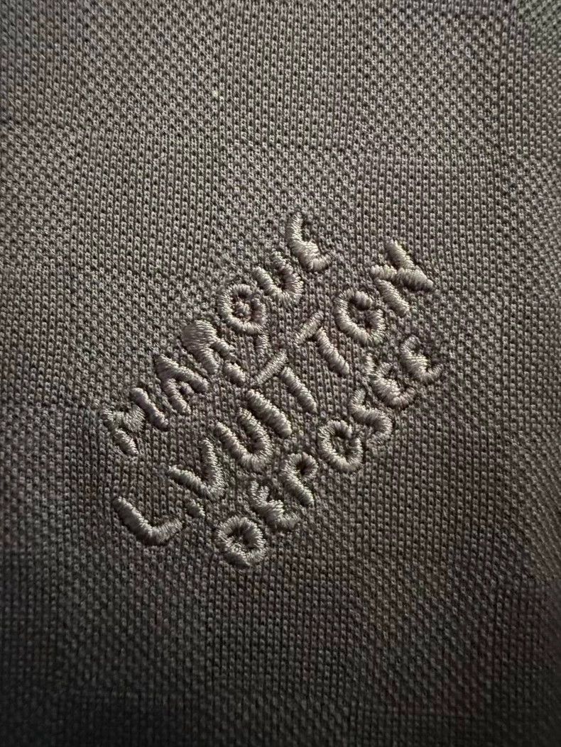 Louis Vuitton Louis Vuitton Checkerboard embroidered logo short sleeve Size US L / EU 52-54 / 3 - 3 Thumbnail