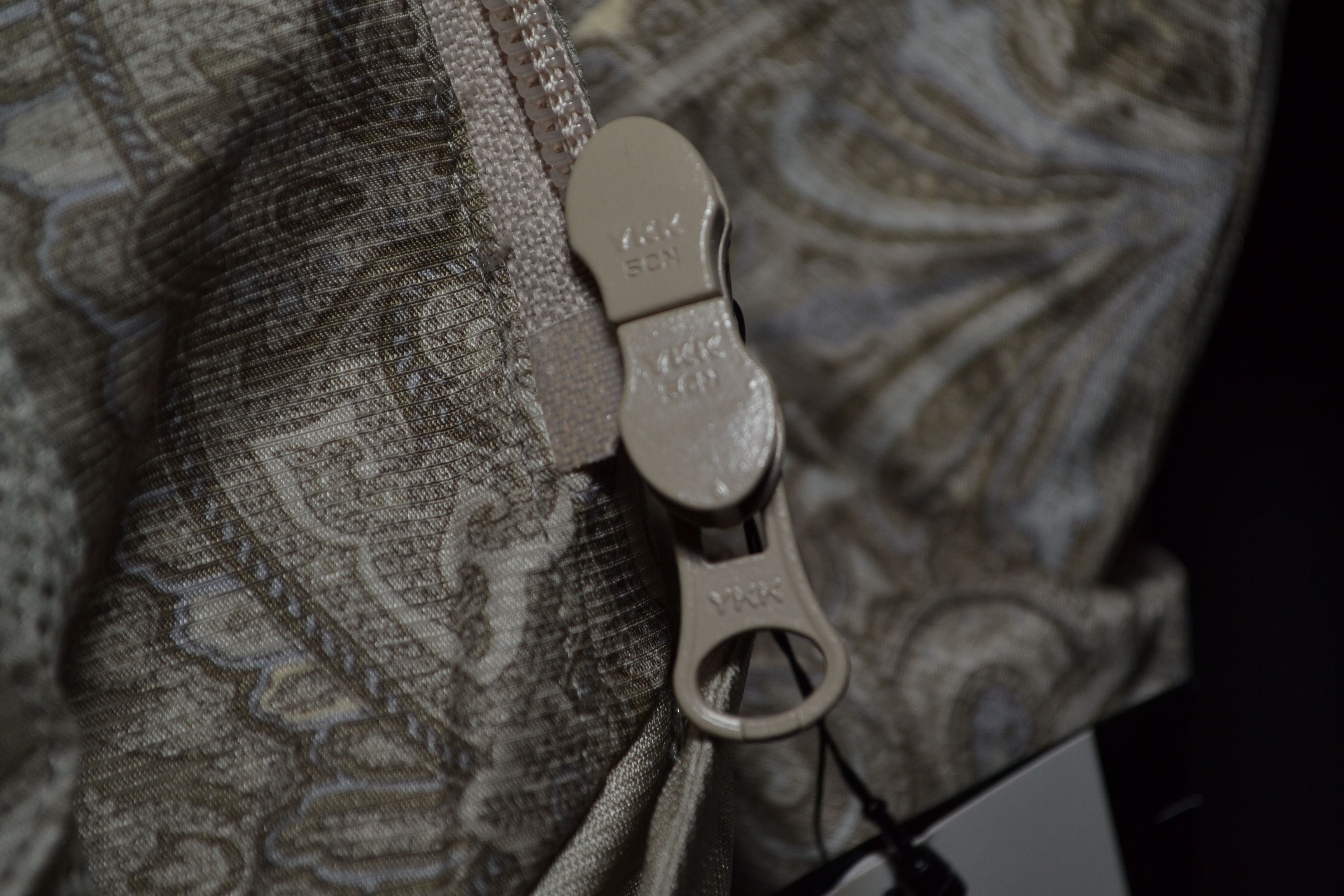 Jun Takahashi × Undercover Undercover 100% Silk Earmuff Maniac Ethnic Print Jacket 1 Size S / US 4 / IT 40 - 13 Thumbnail