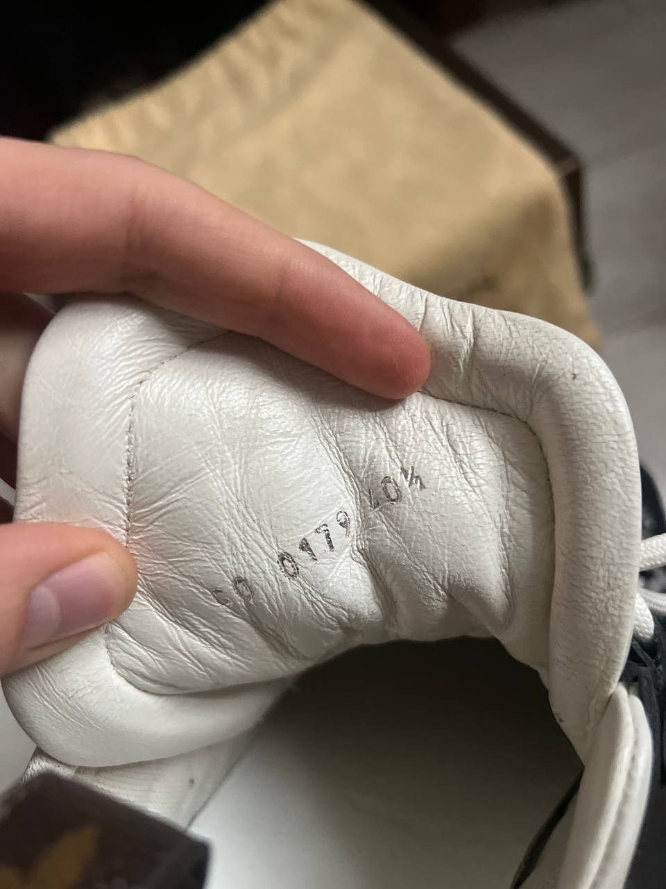 Louis Vuitton Louis Vuitton Tweed Sneakers Size US 11.5 / IT 41.5 - 9 Thumbnail