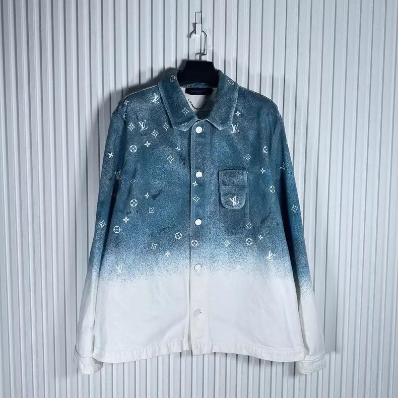 Louis Vuitton Louis Vuitton Blue Denim Jacket with Stars- DMC Size US L / EU 52-54 / 3 - 1 Thumbnail