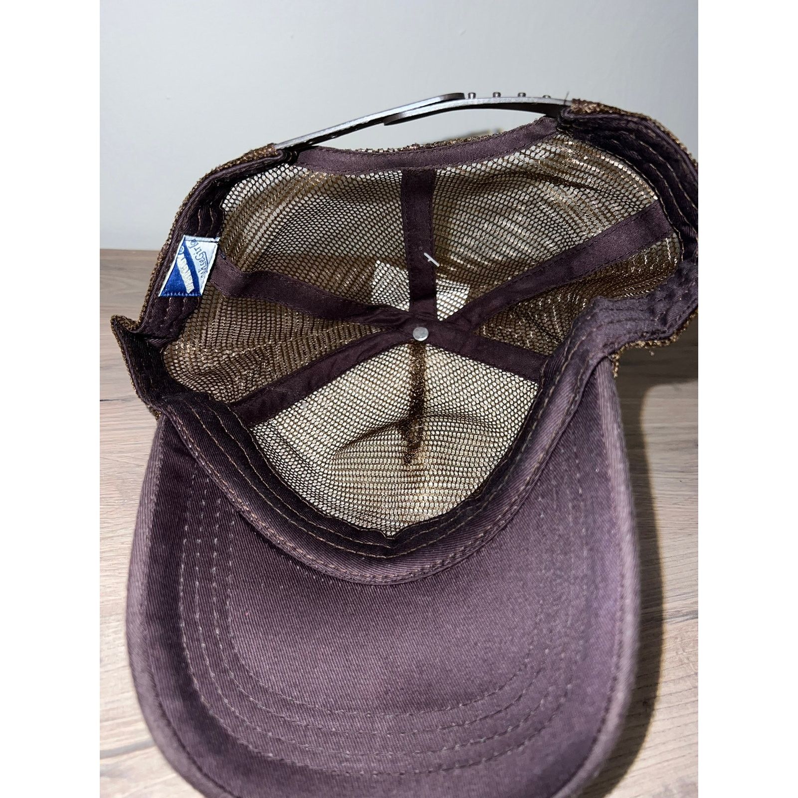 Vintage Y2K Von Drunk Brown Trucker Hat Designer Spoof 2000s OS Size ONE SIZE - 7 Thumbnail