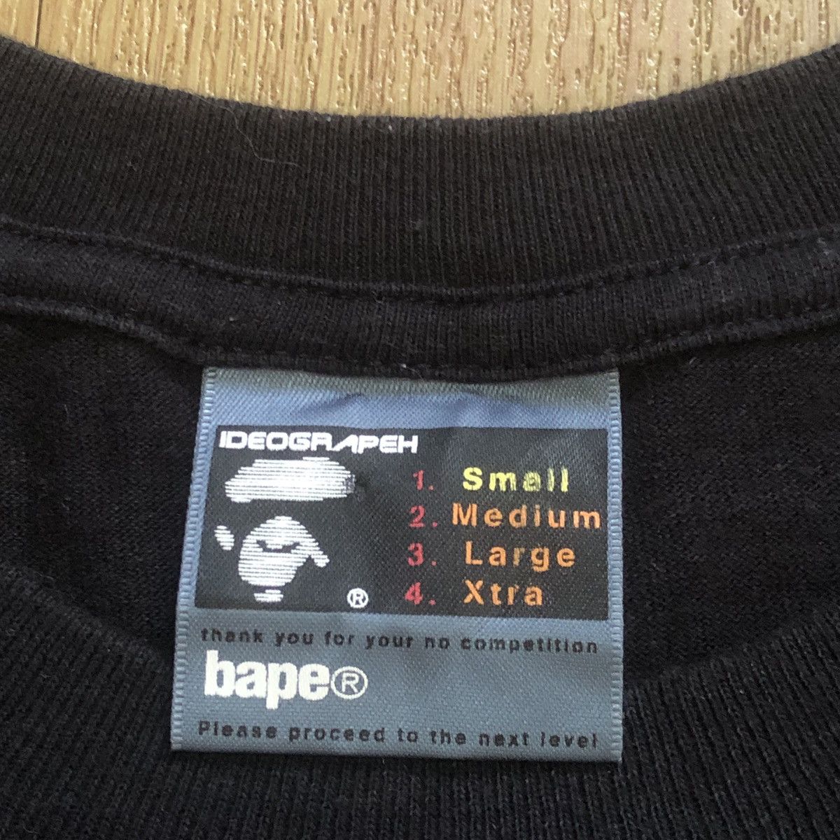 Bape OG 2005 Bapesta Logo Gold Printed Tshirts Size US S / EU 44-46 / 1 - 5 Thumbnail